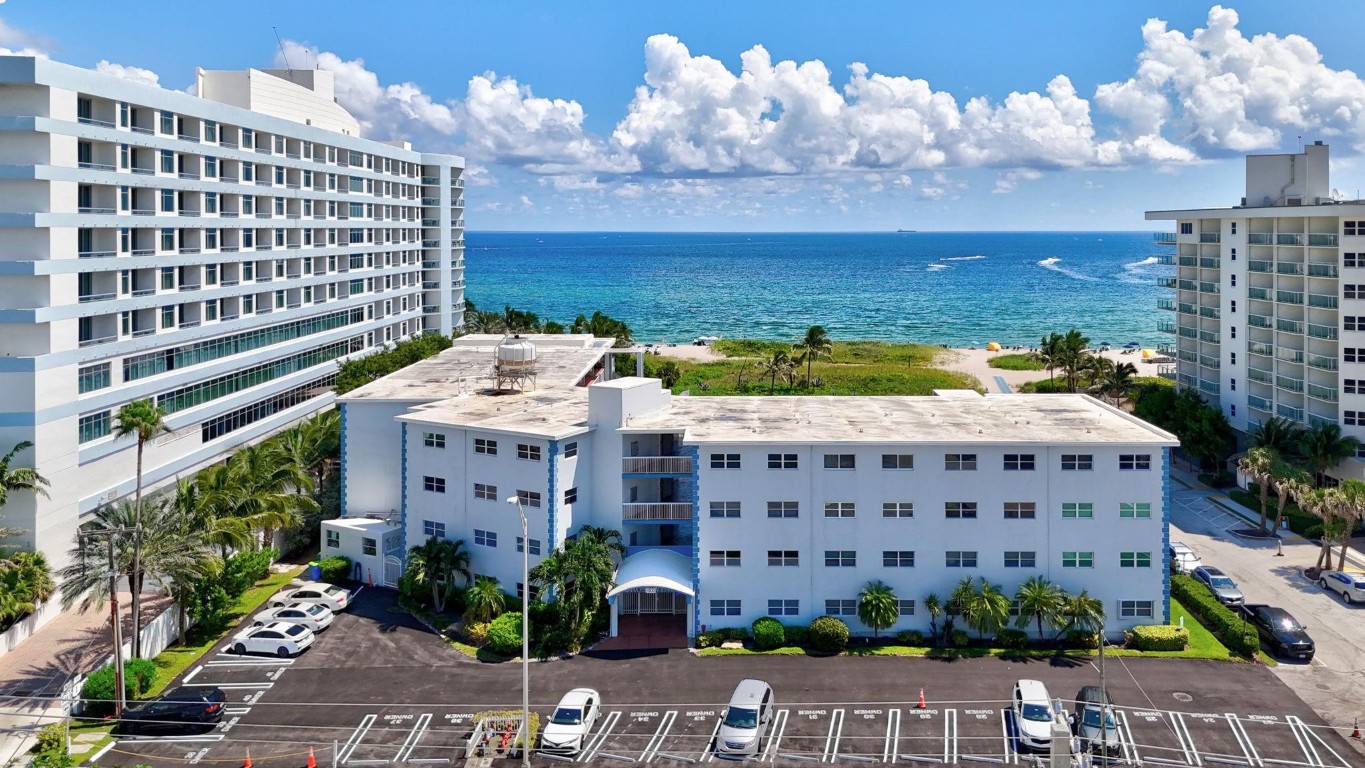 1300 N Ocean Boulevard 405