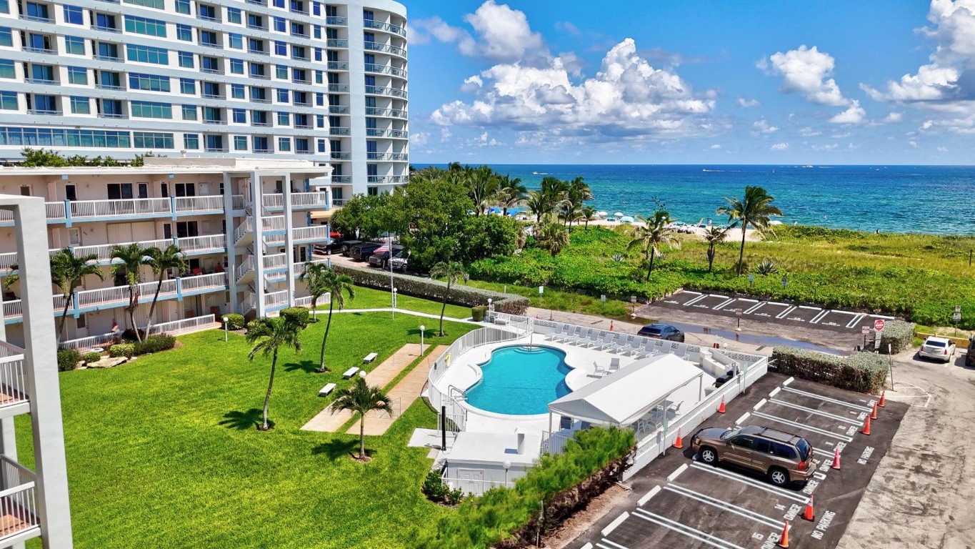 1300 N Ocean Boulevard 405