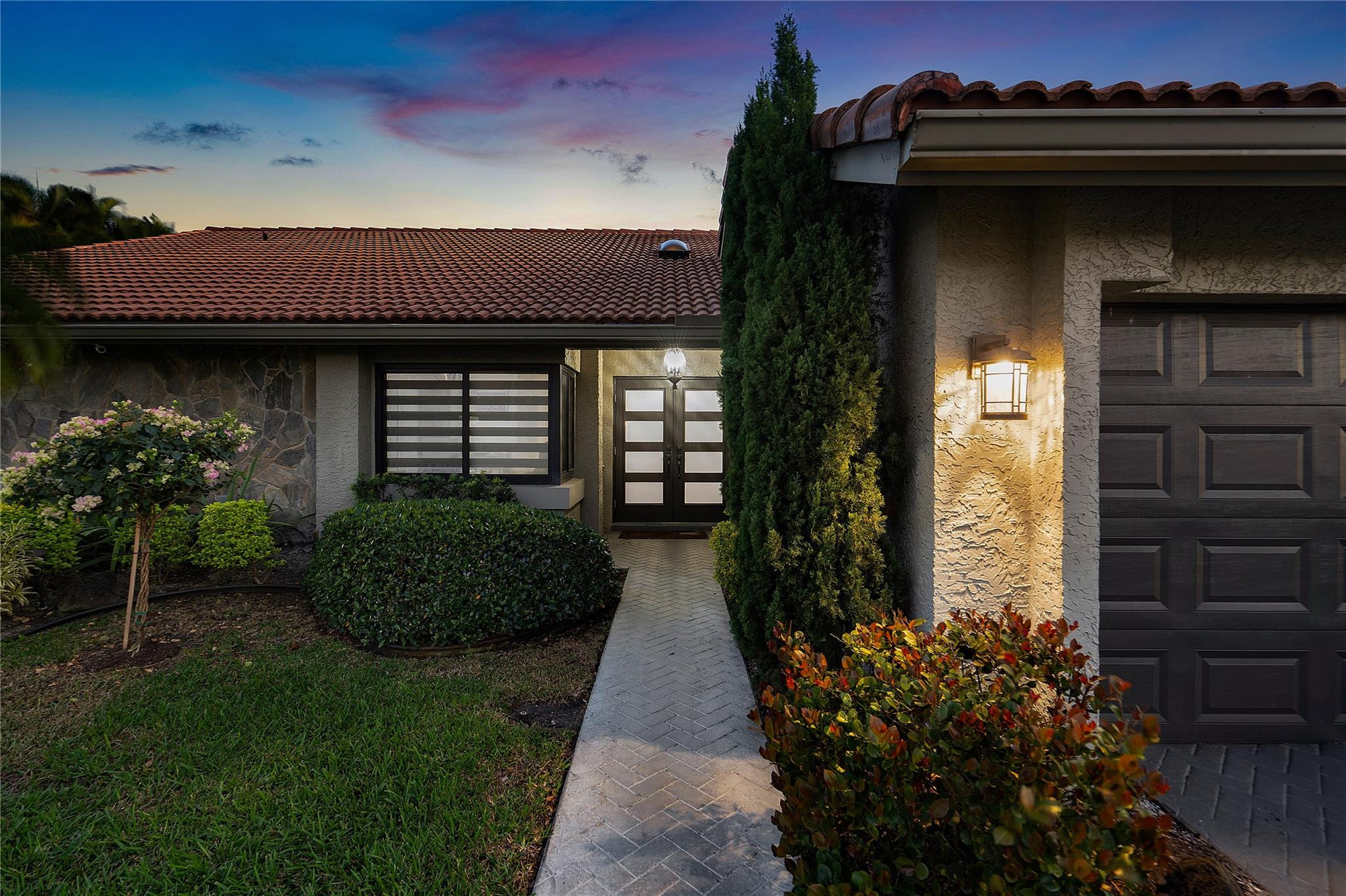 10278 Boca Woods Ln
