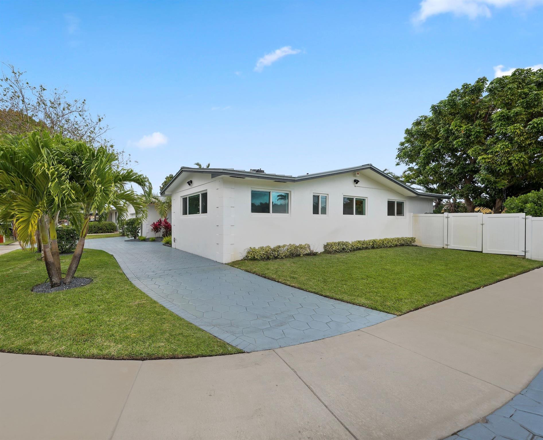 20921 NE 24th Ave