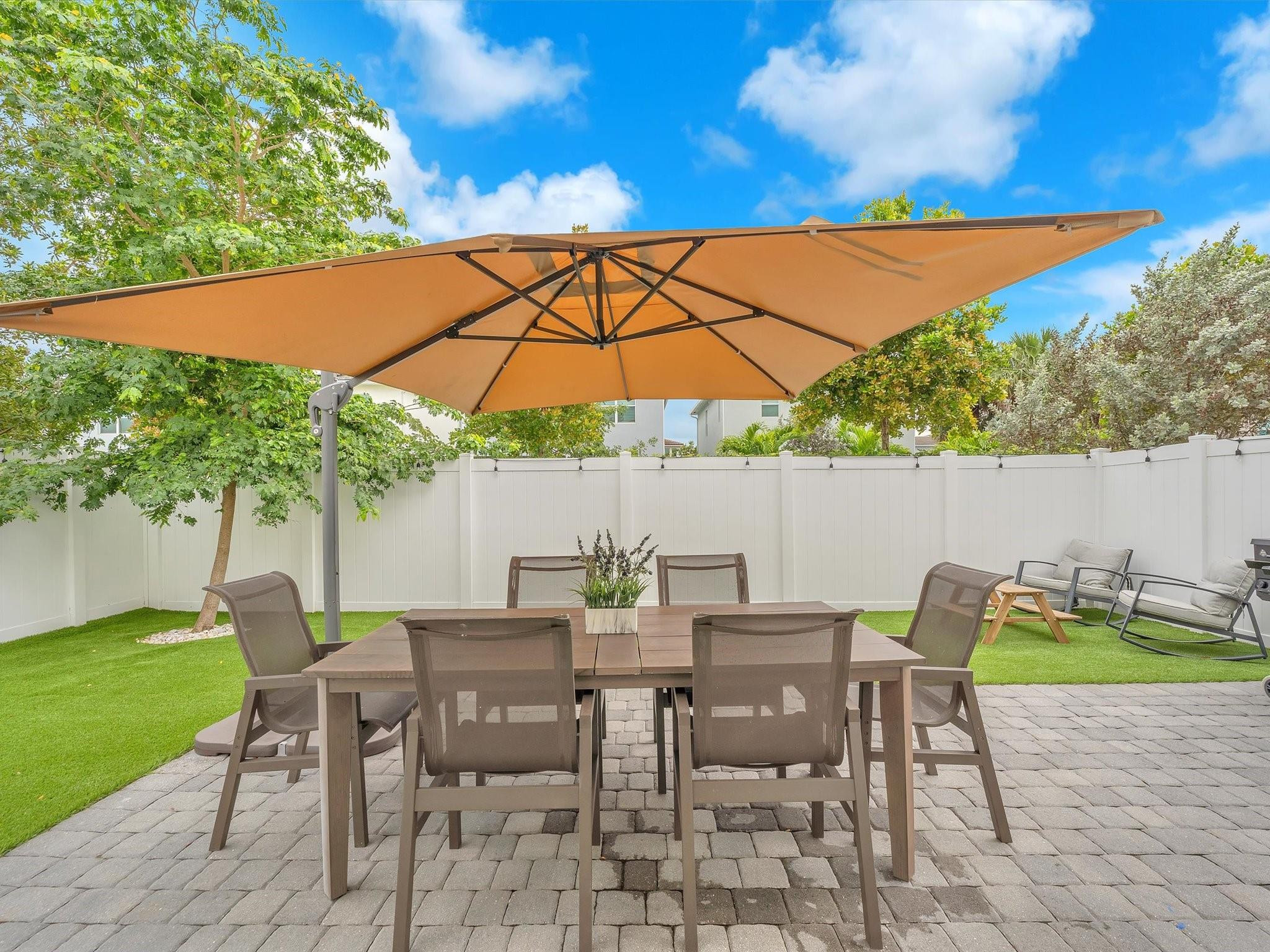 1130 Rio Court