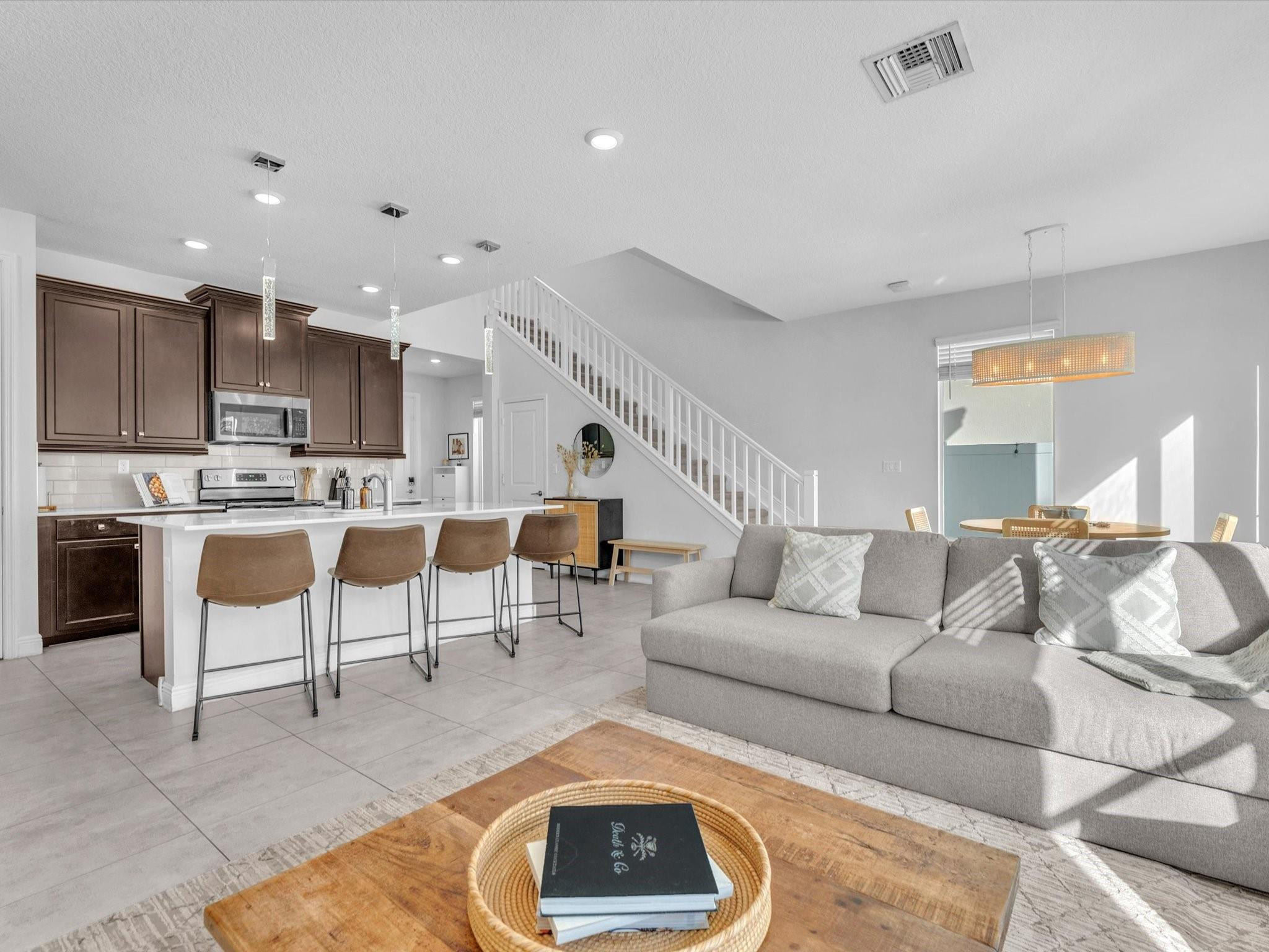 1130 Rio Court