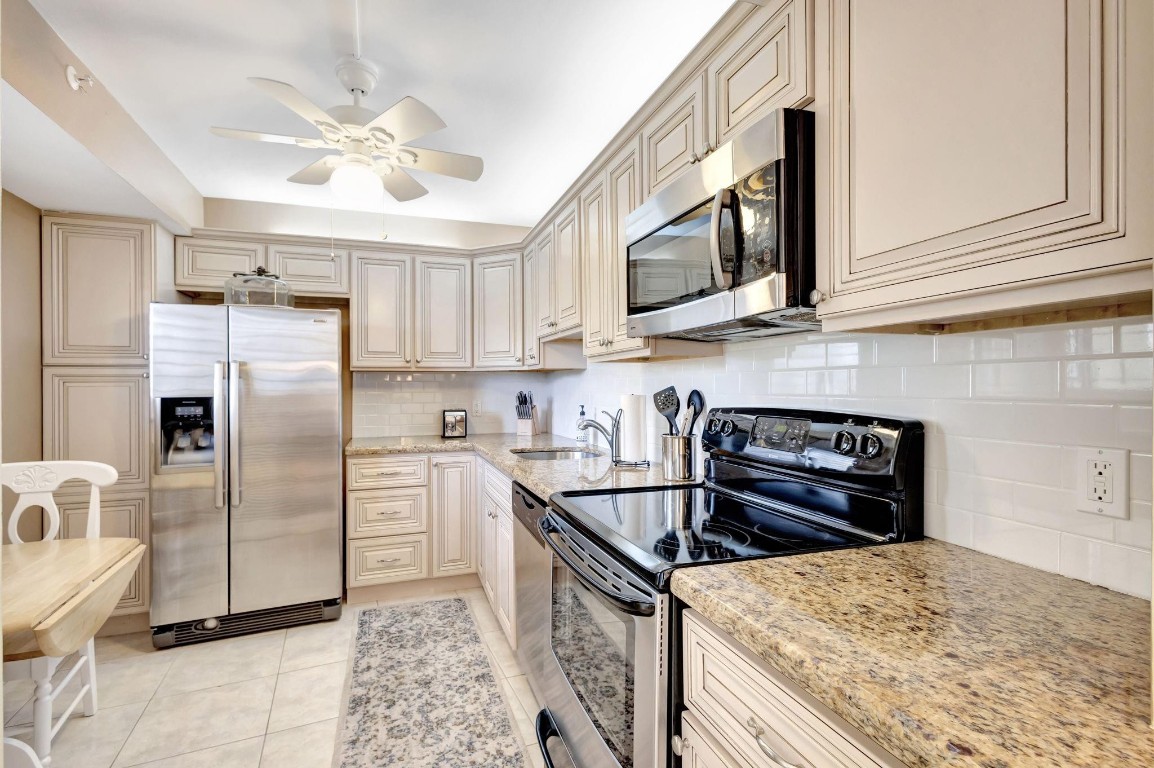 400 Ocean Trail Way 209