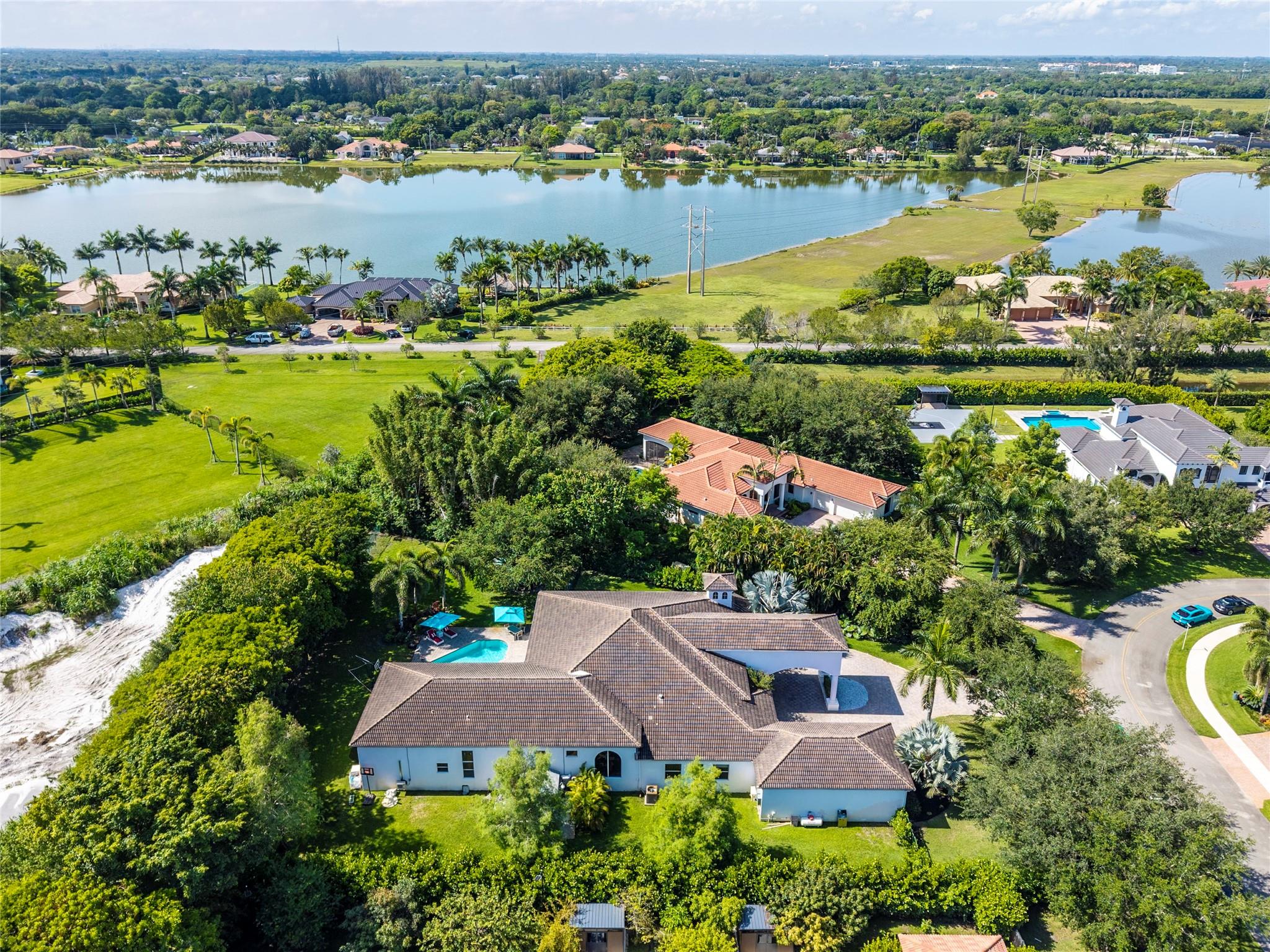 1602 SW 150th Ter