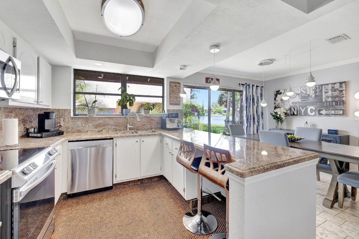 3402 Heather Terrace 7