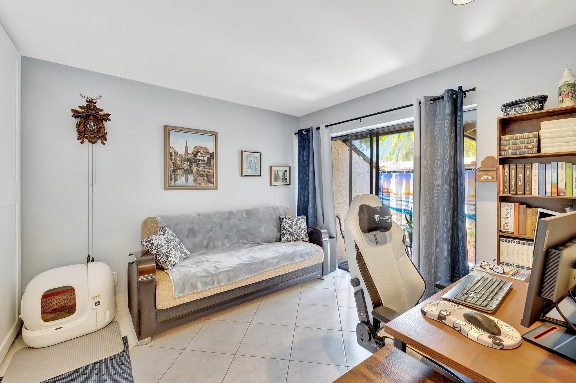 3402 Heather Terrace 7