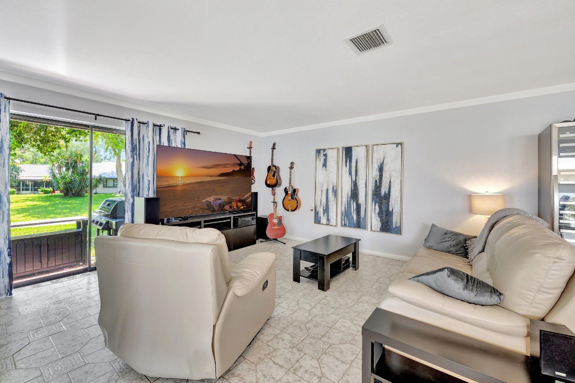 3402 Heather Terrace 7