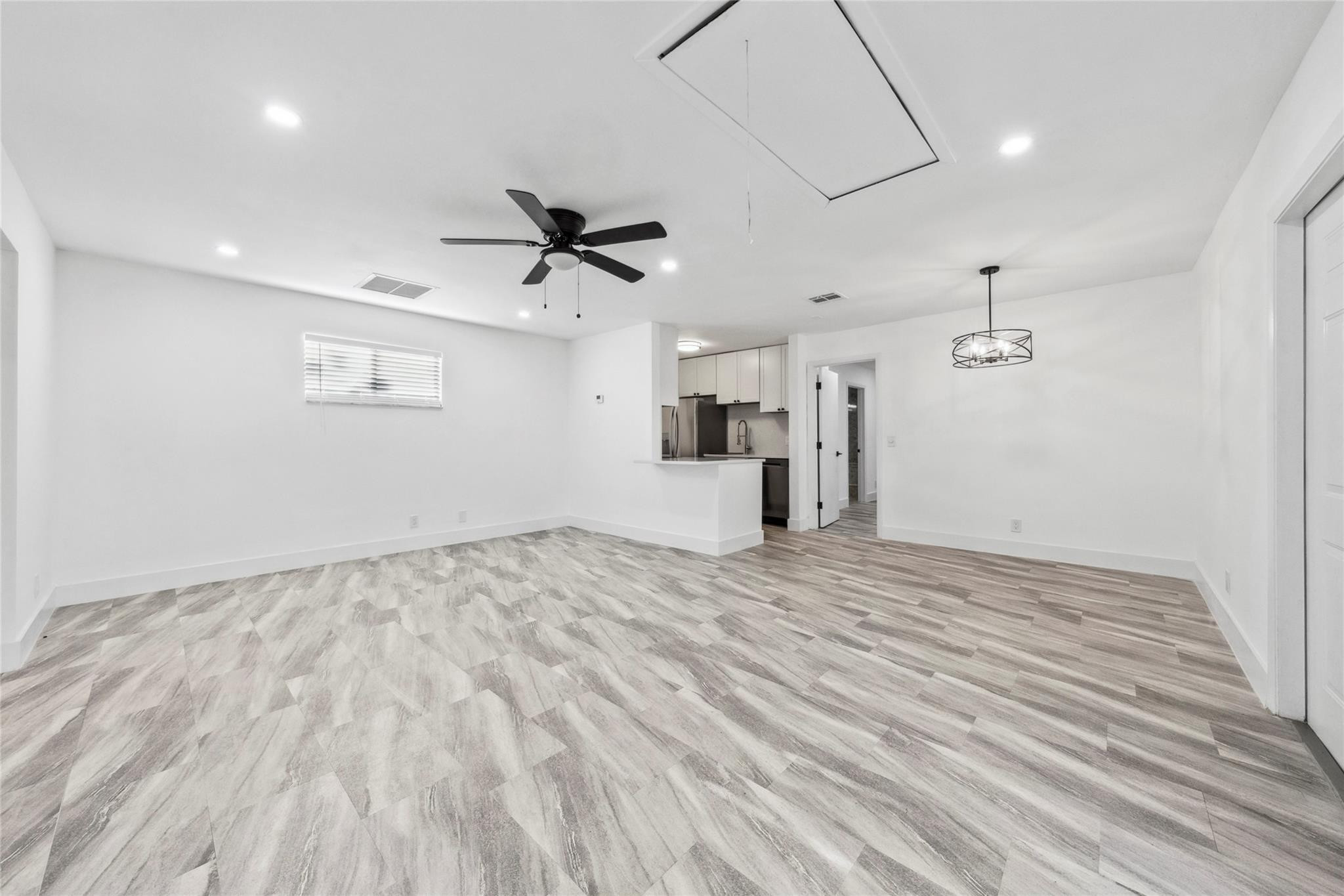 15 Crossings Cir G