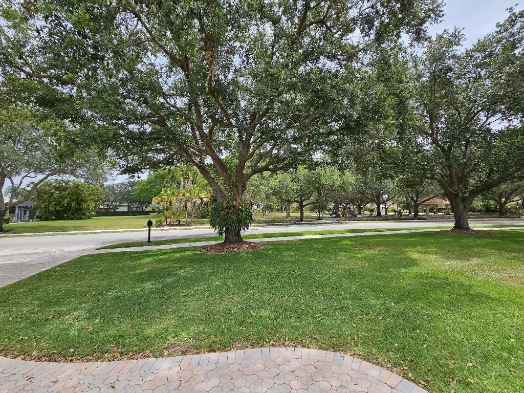 3751 SW 106th Ter