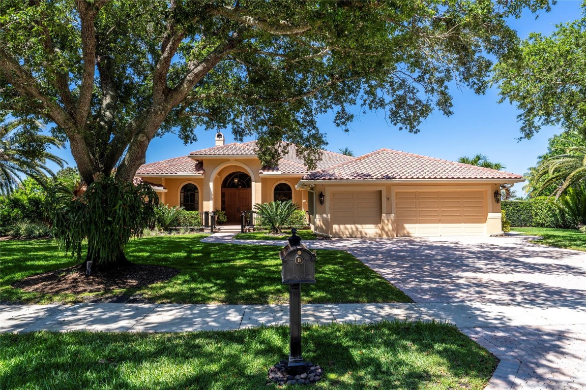 3751 SW 106th Ter