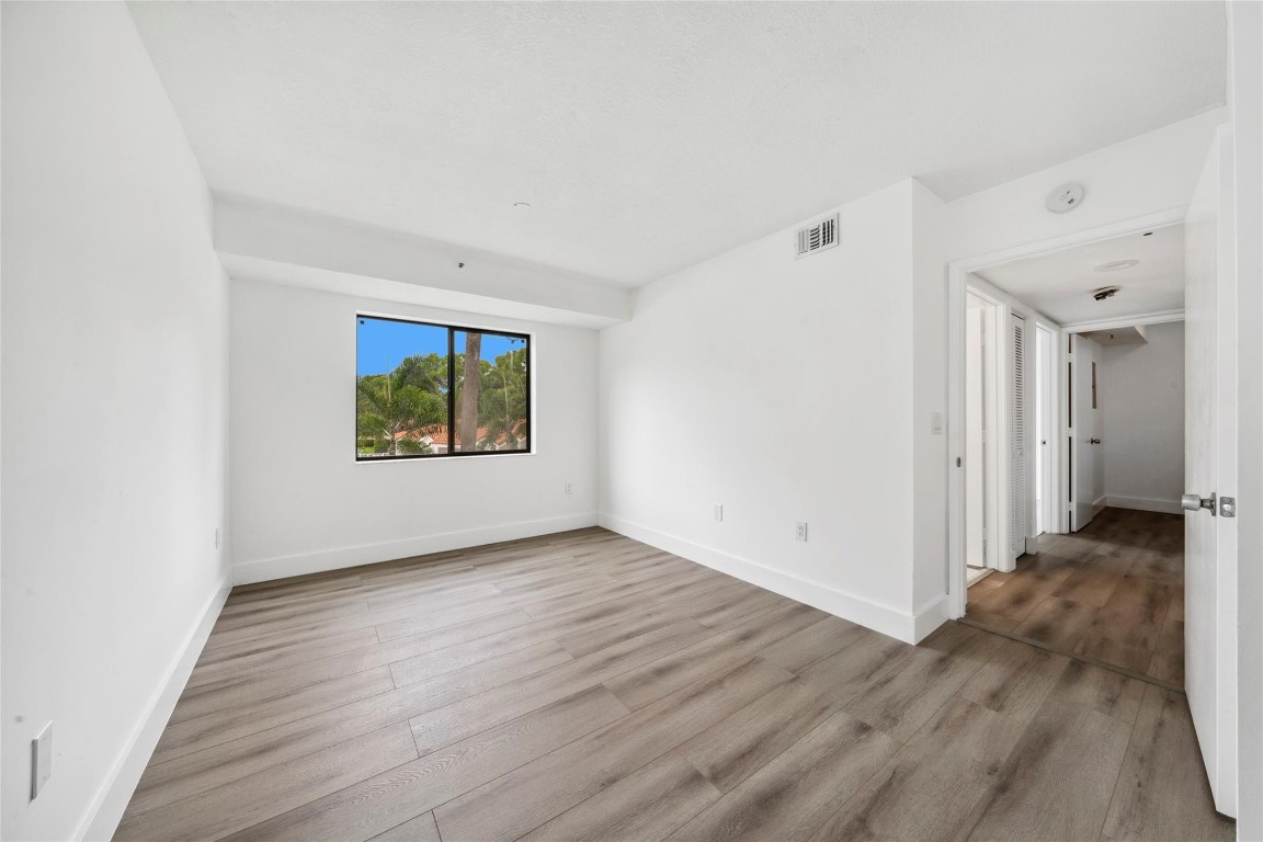 6269 Pointe Regal Cir 210