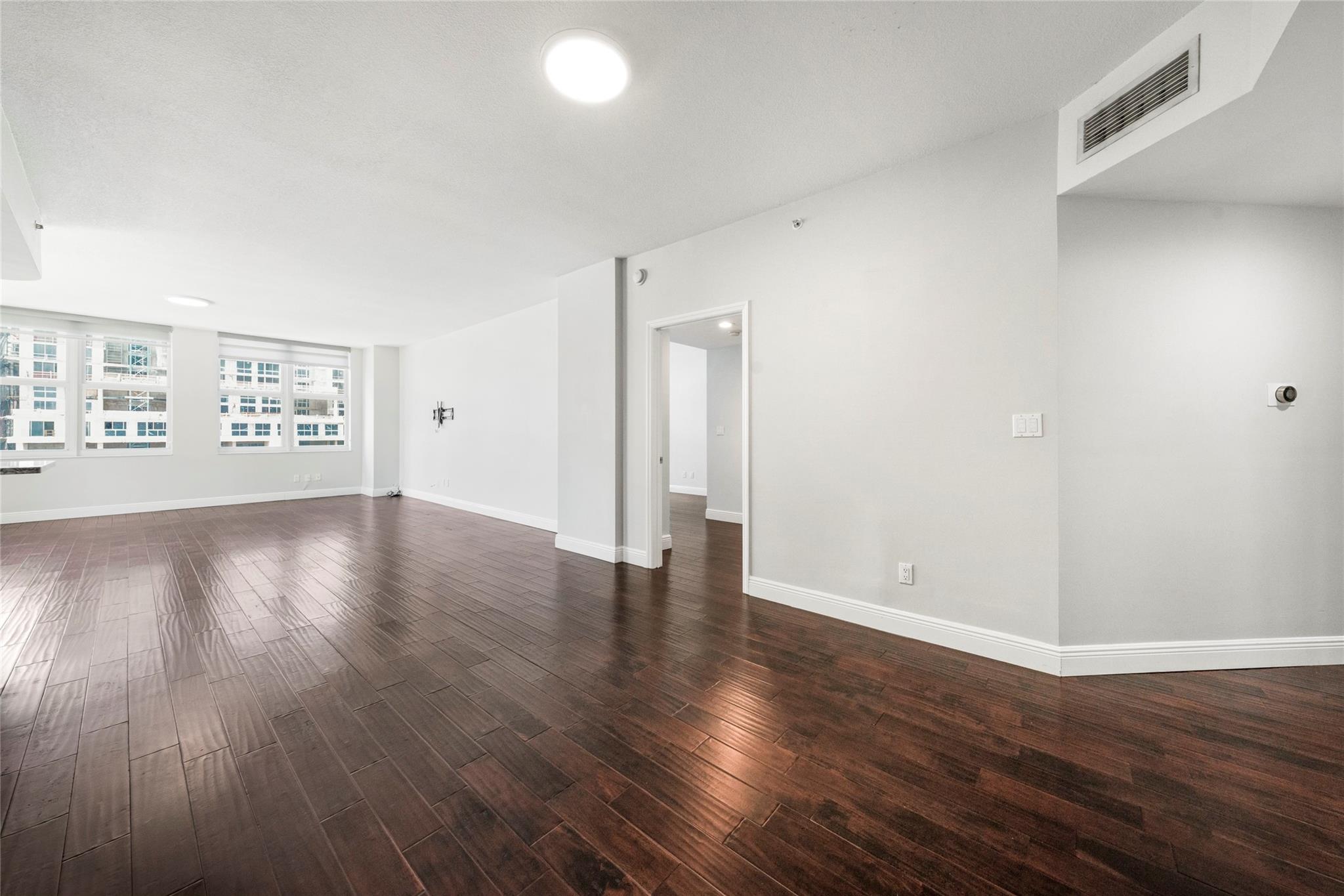 511 SE 5th Ave 1116