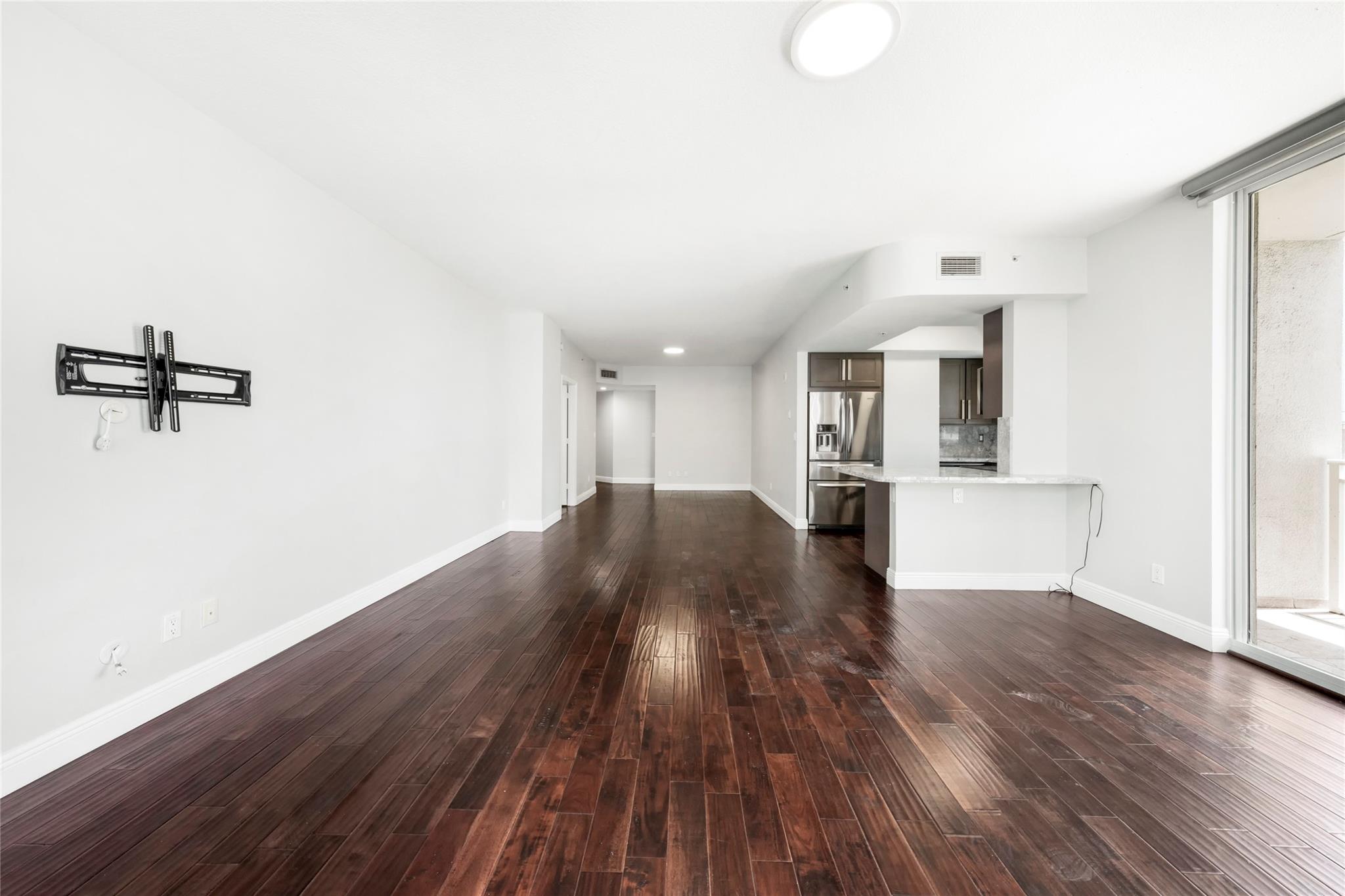 511 SE 5th Ave 1116