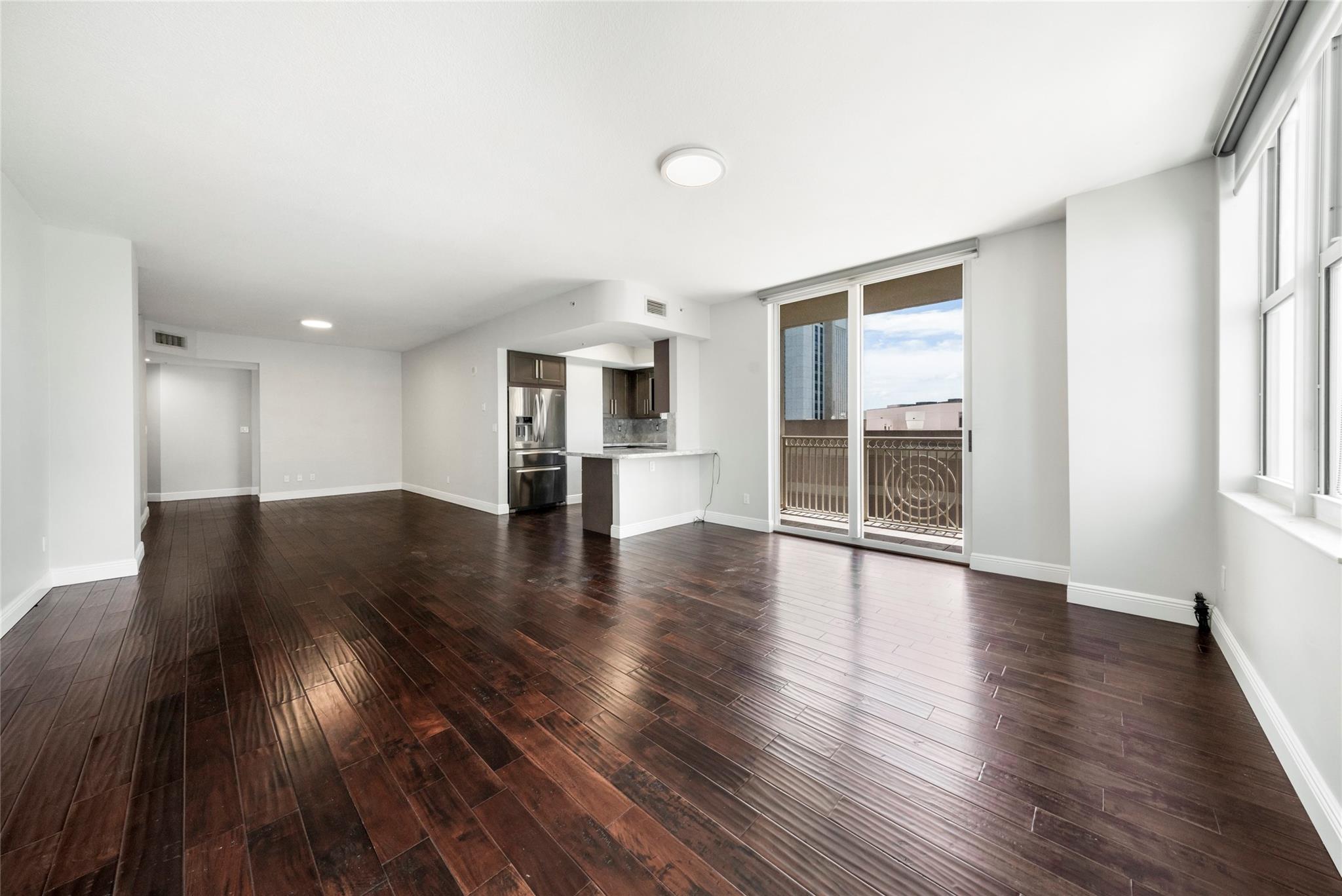511 SE 5th Ave 1116