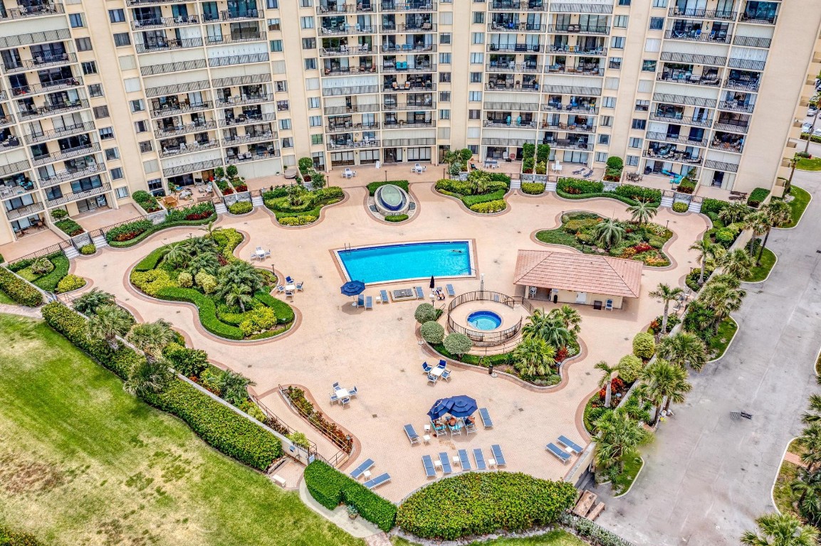 300 Ocean Trail Way 907