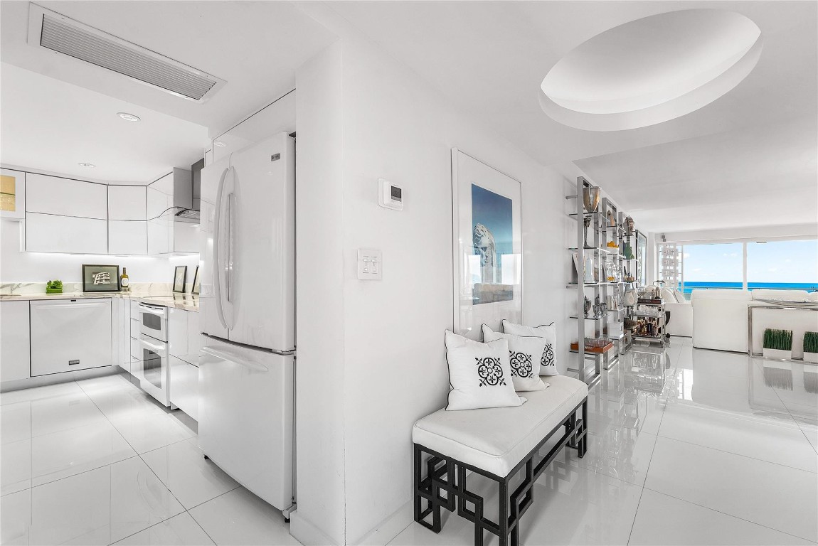 2000 S Ocean Dr 1209