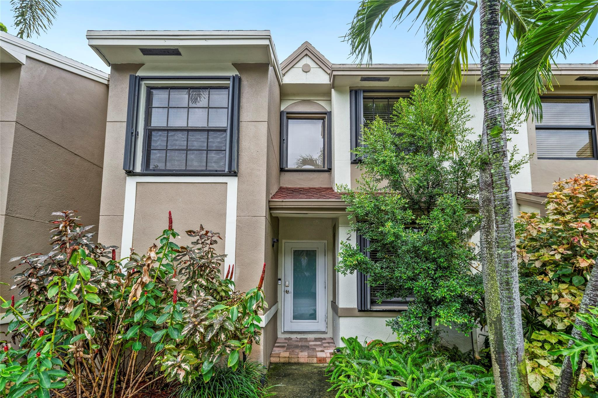 214 City View Dr