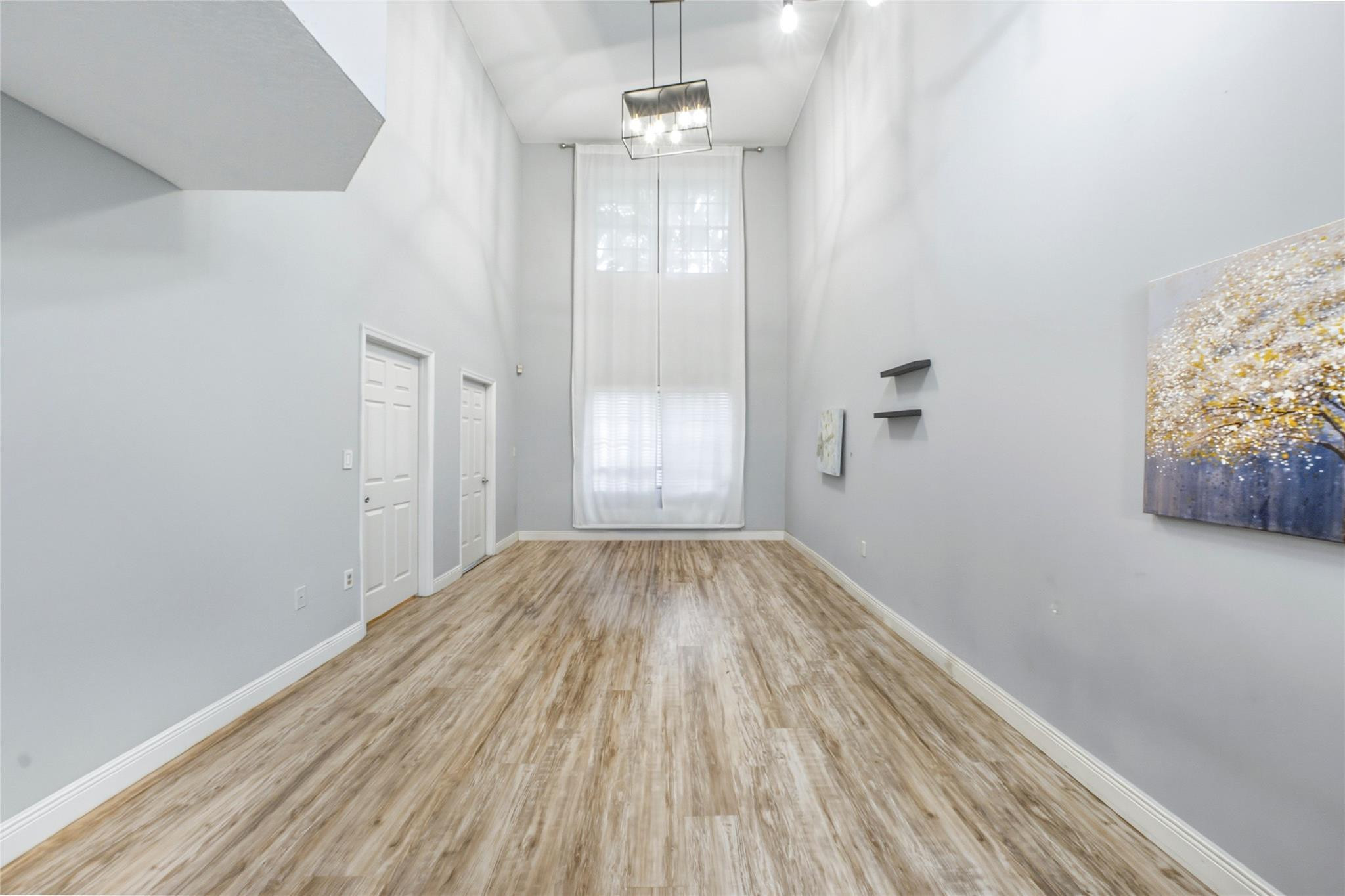 214 City View Dr