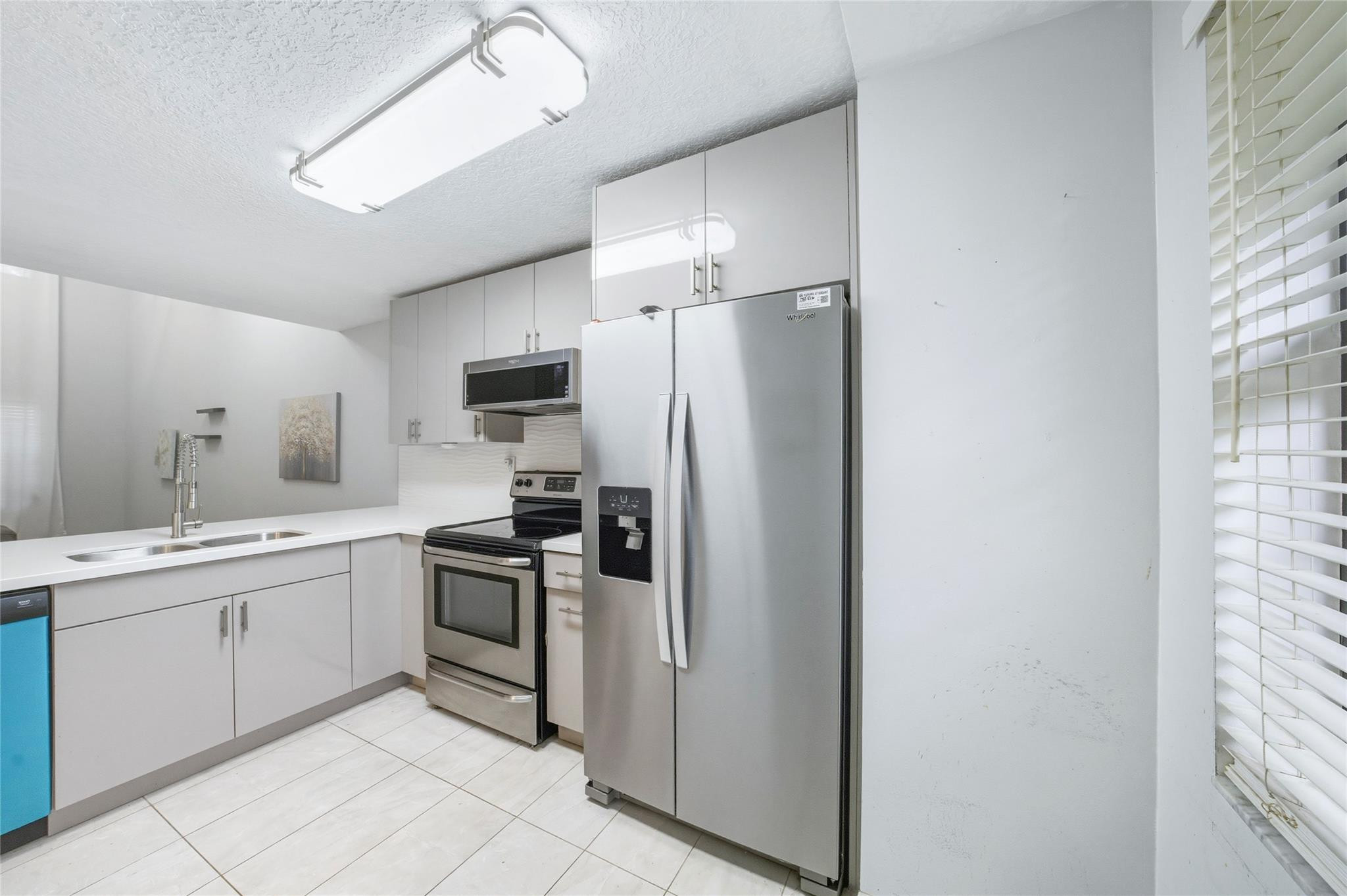 214 City View Dr
