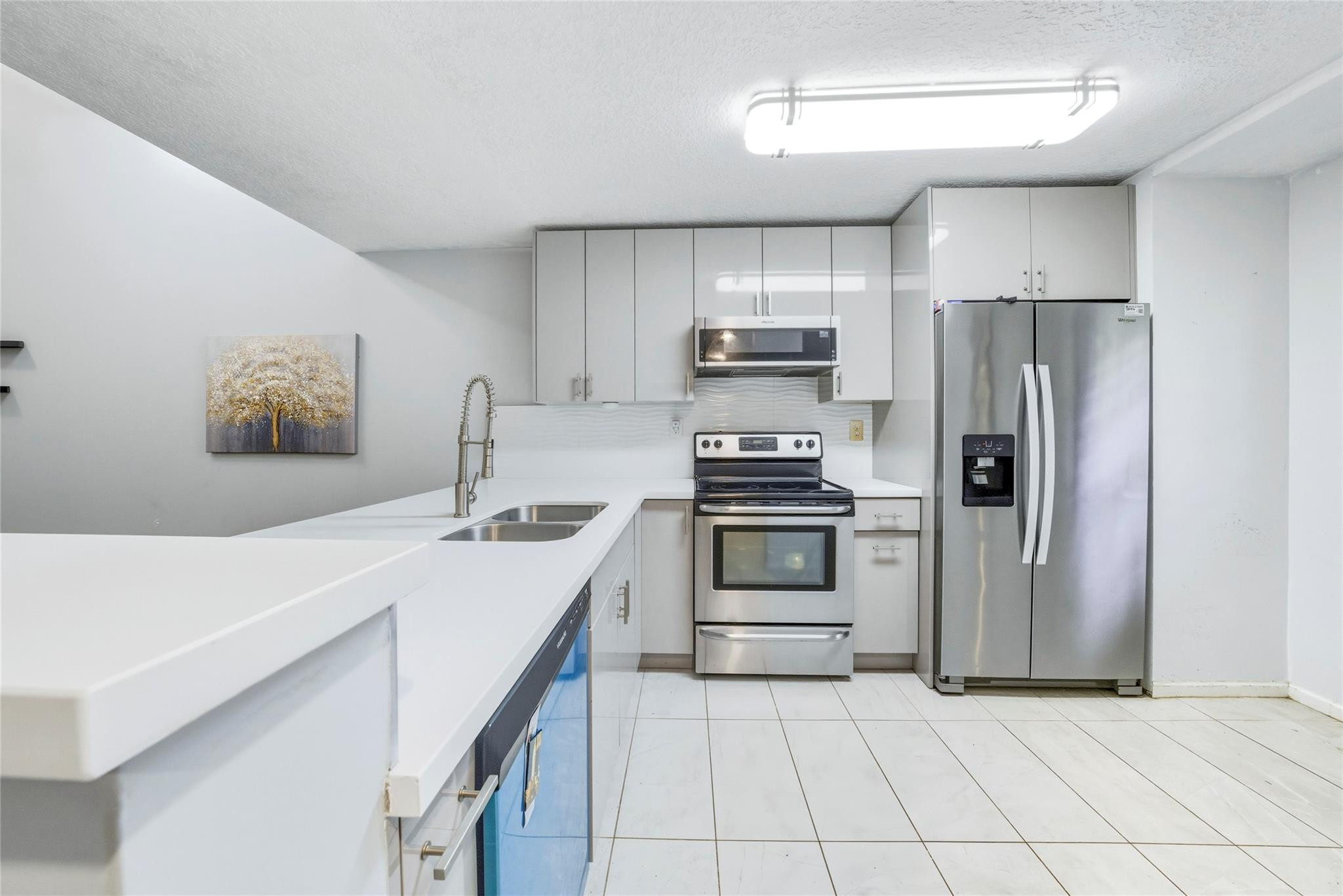 214 City View Dr