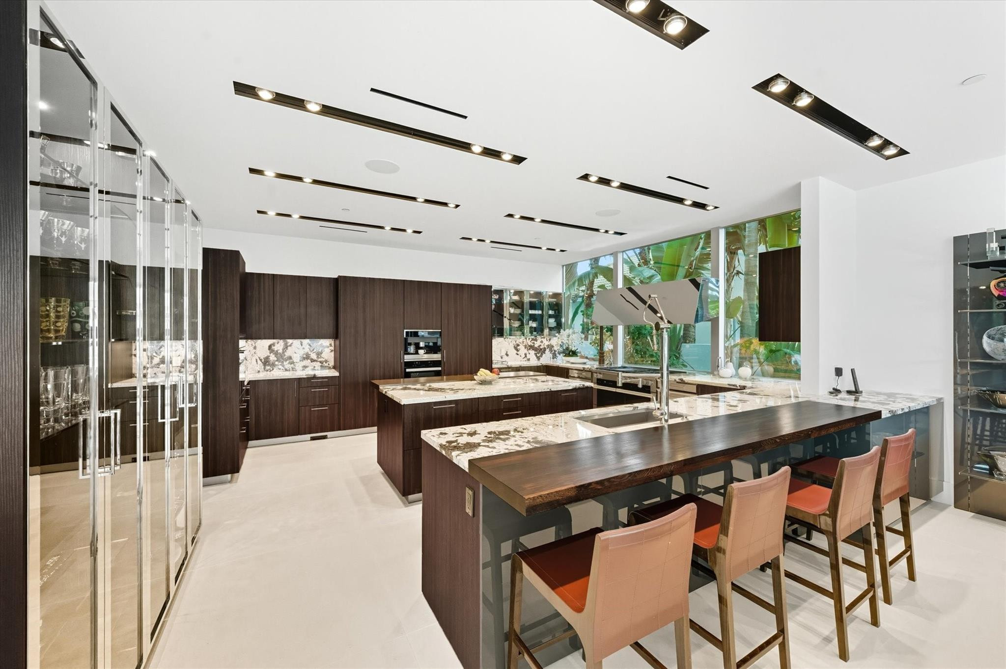 14 N Isla Bahia Dr