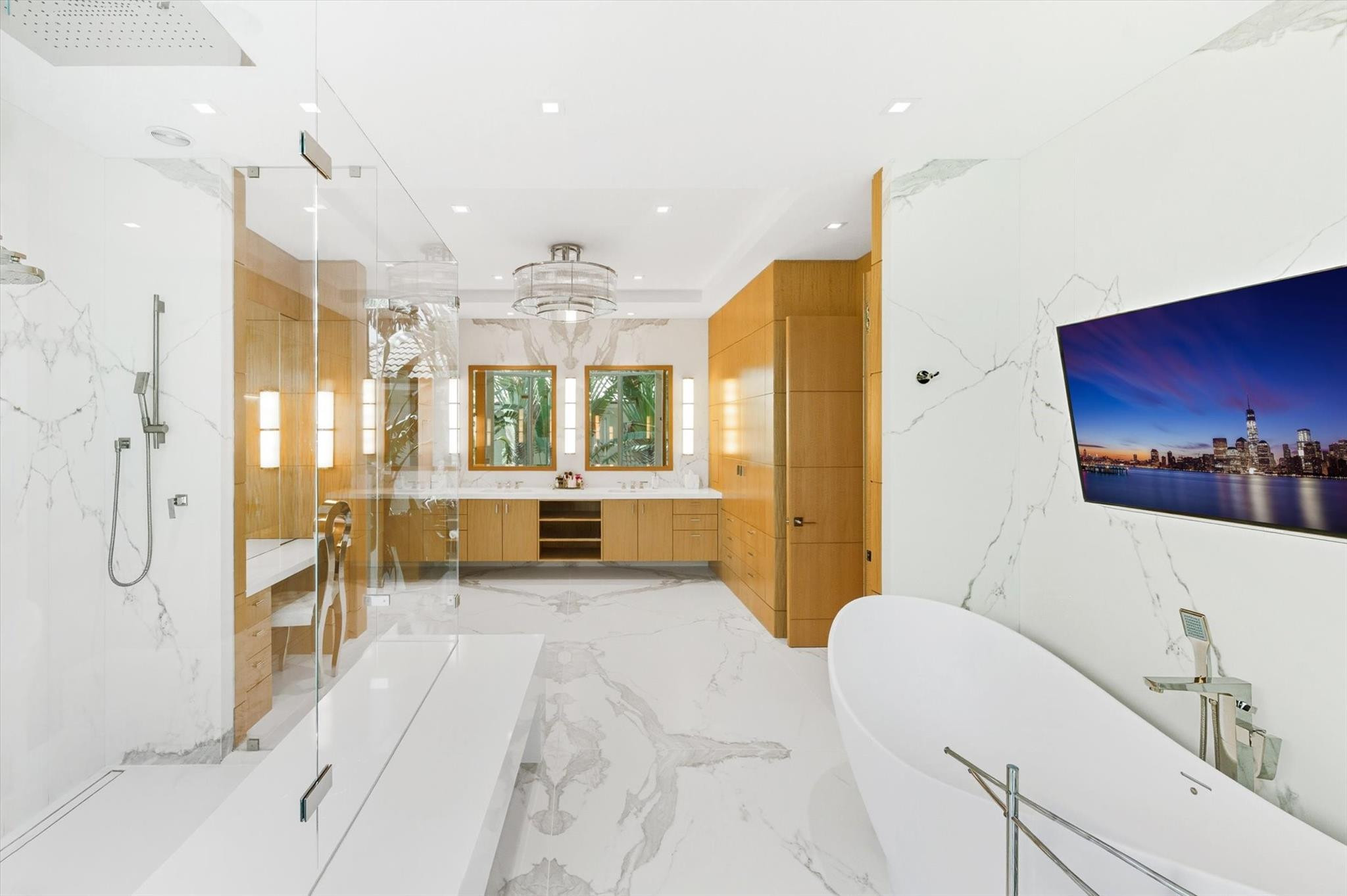 14 N Isla Bahia Dr