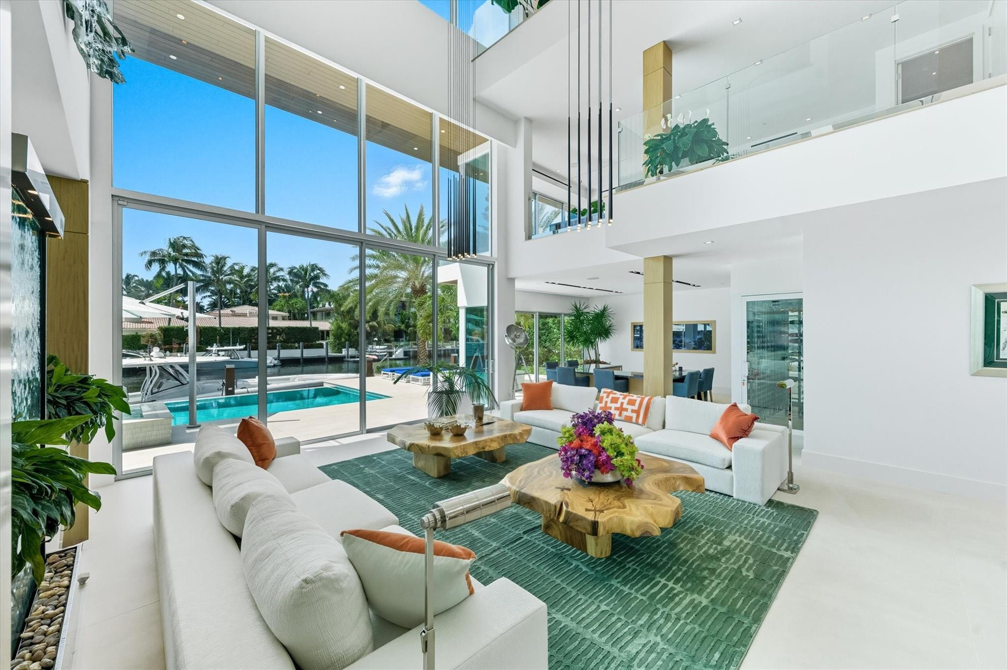 14 N Isla Bahia Dr