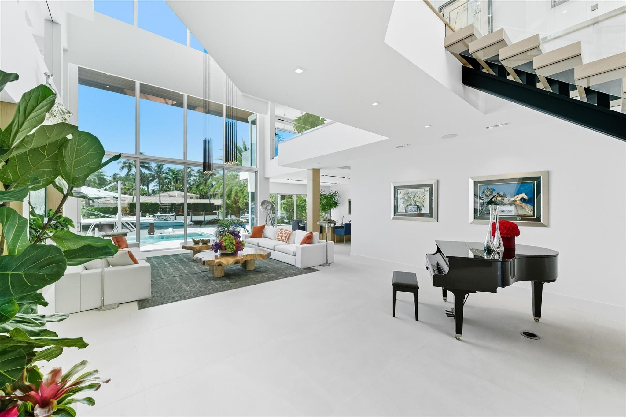 14 N Isla Bahia Dr