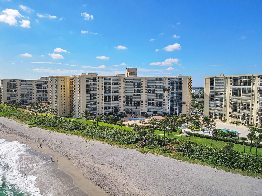 400 Ocean Trail Way 109