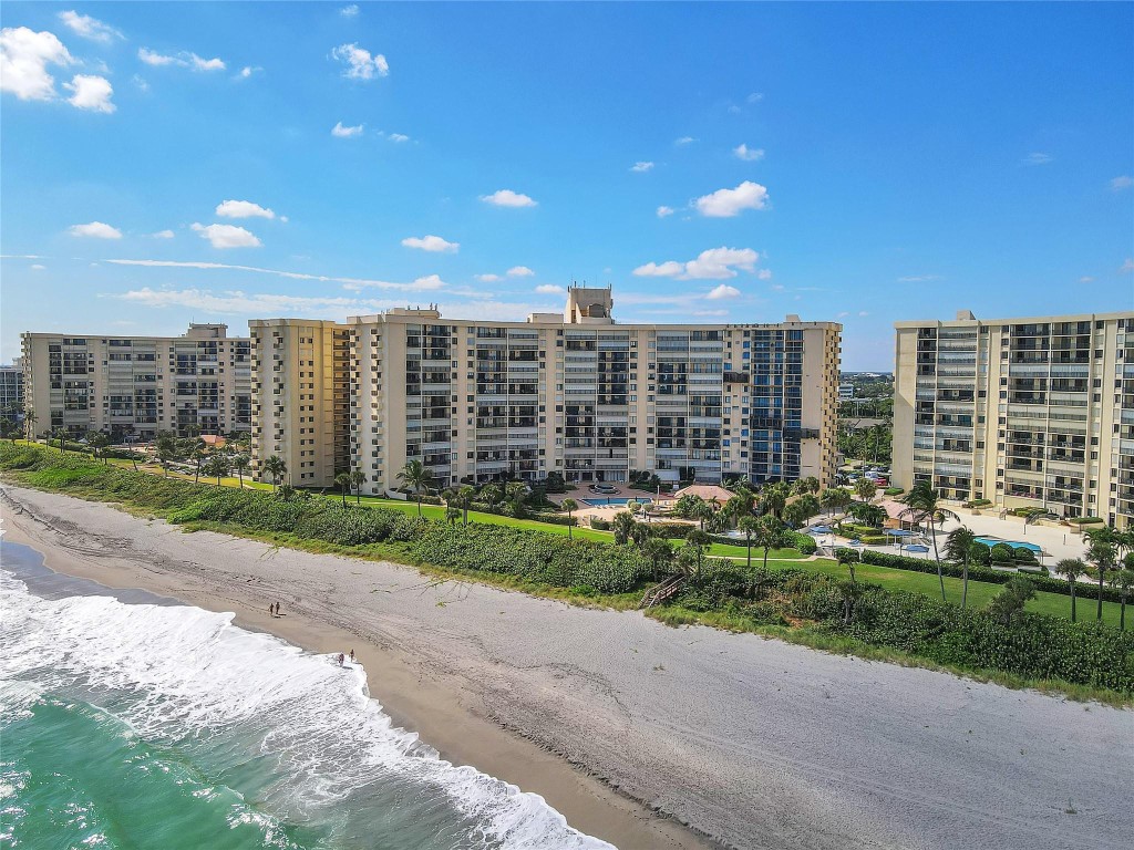 400 Ocean Trail Way 109