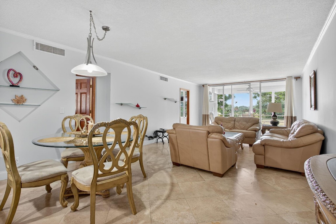 2671 S Course Dr 206