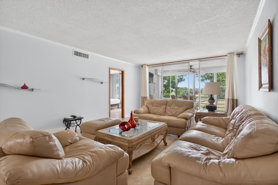 2671 S Course Dr 206