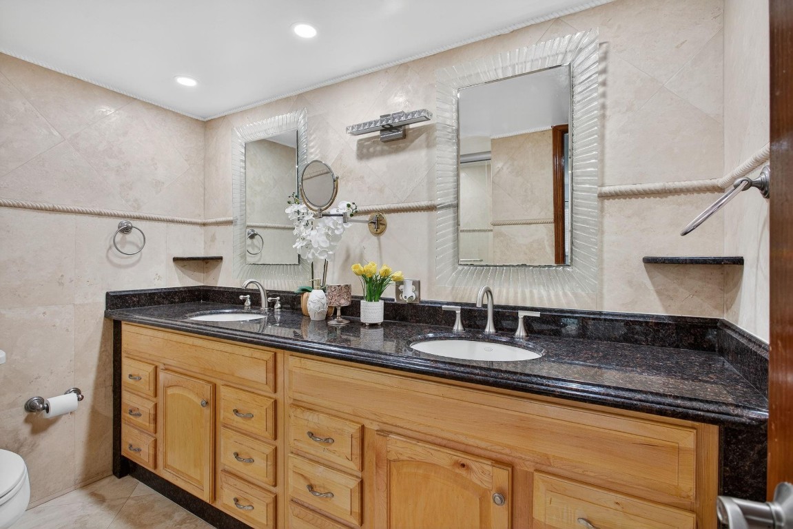 2671 S Course Dr 206