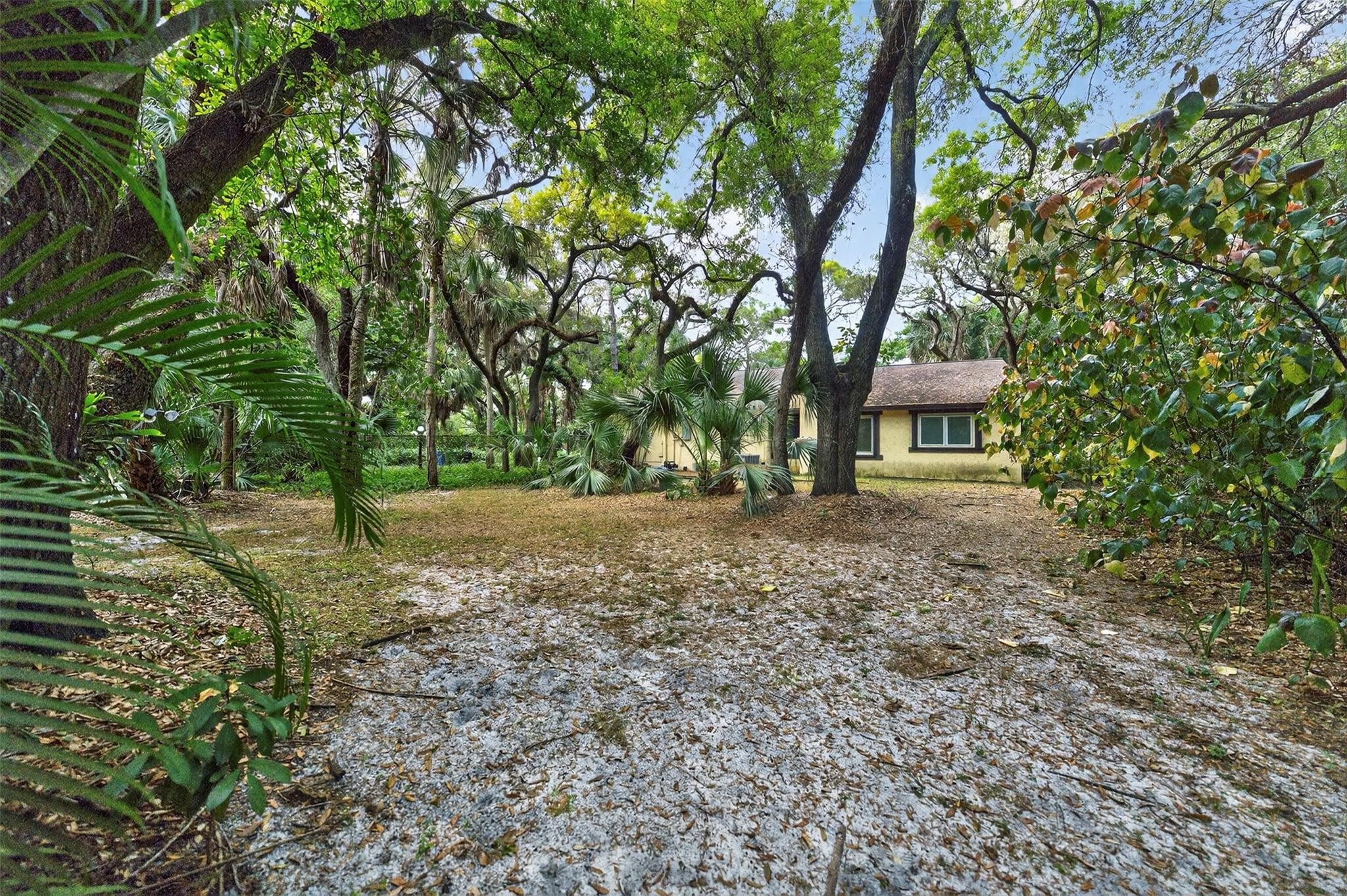 1711 SW 30th Pl