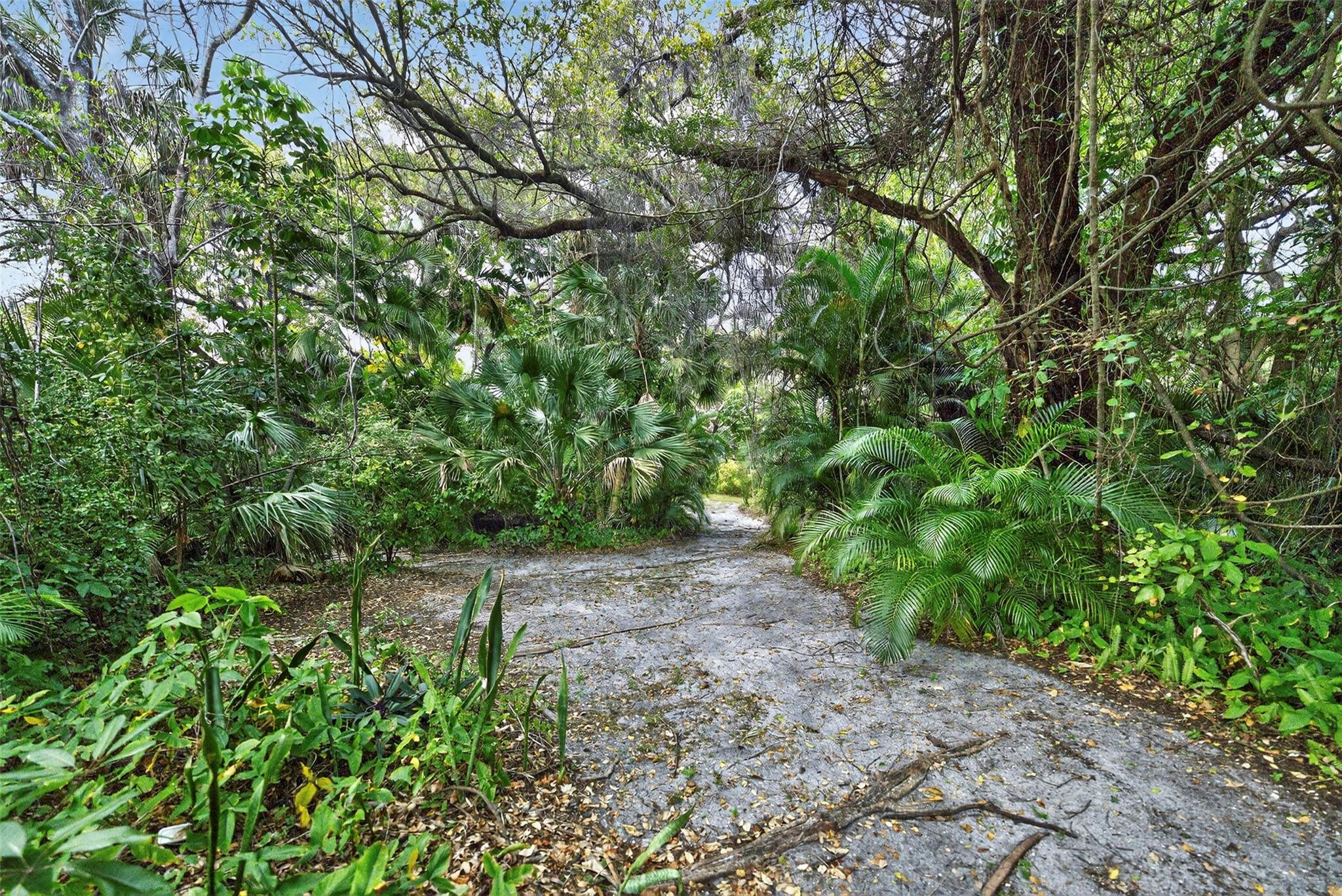 1711 SW 30th Pl