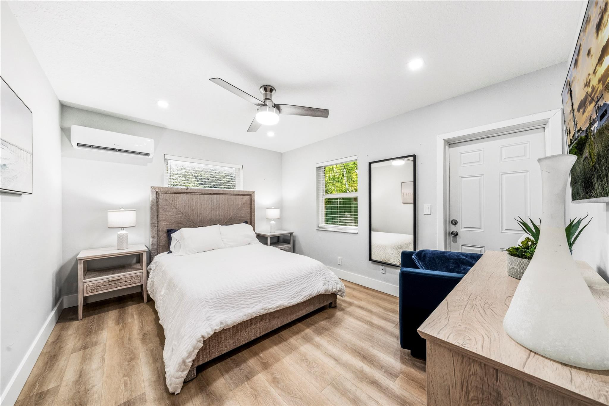 305 Hibiscus Ave