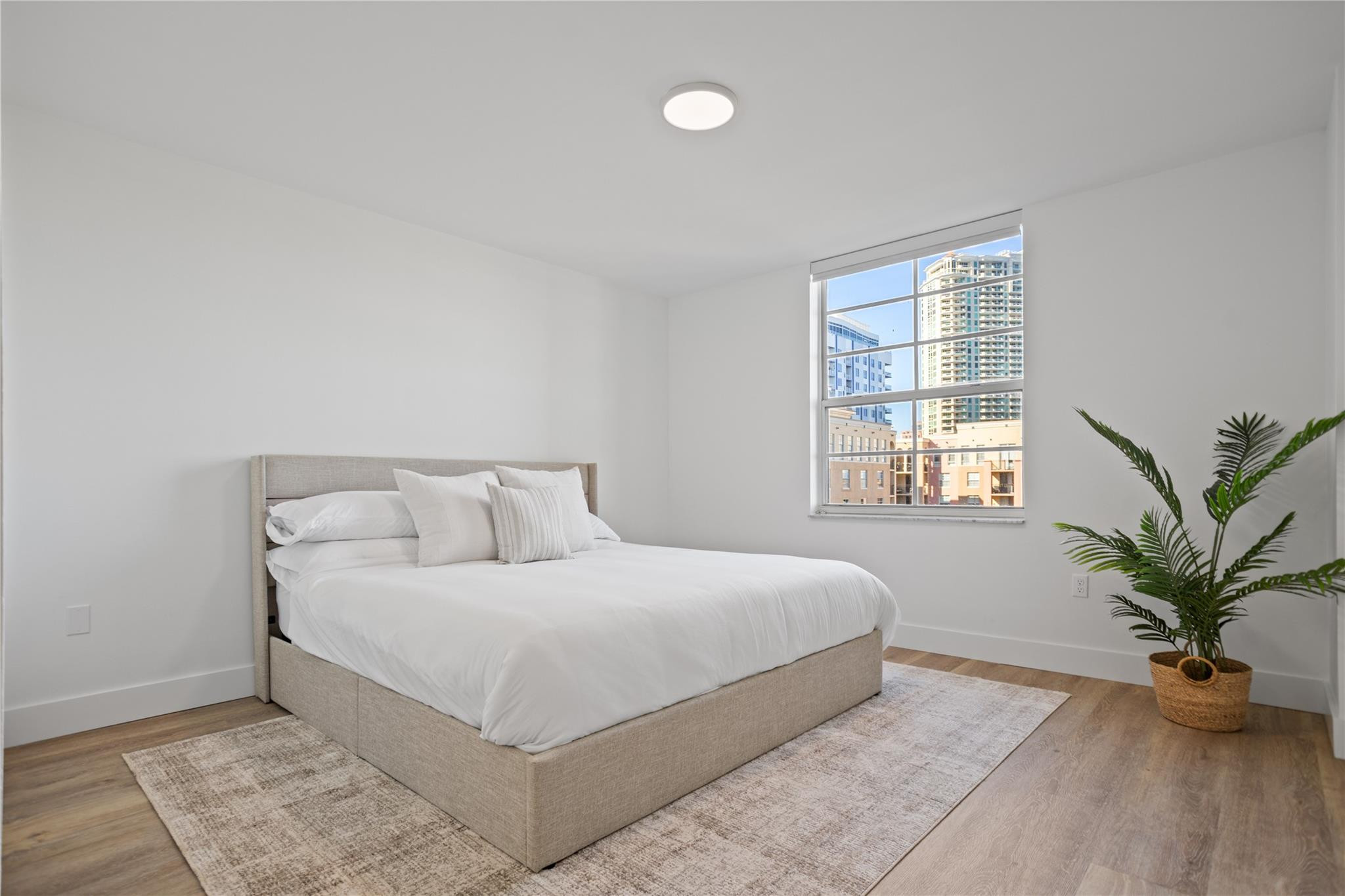 520 SE 5th Avenue 1602