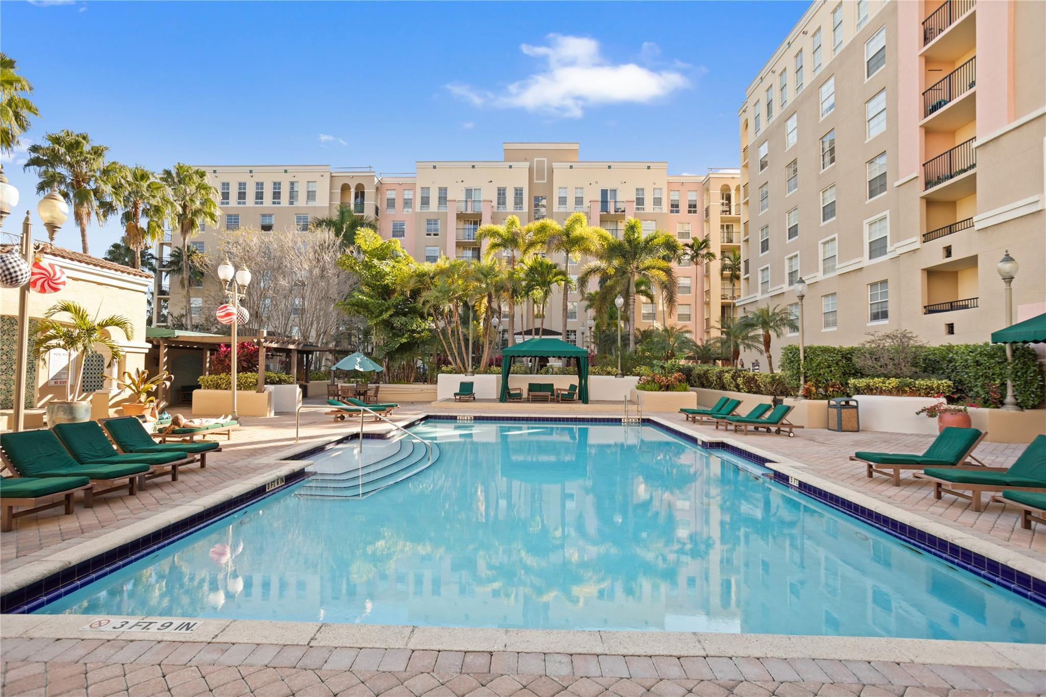 520 SE 5th Avenue 1602