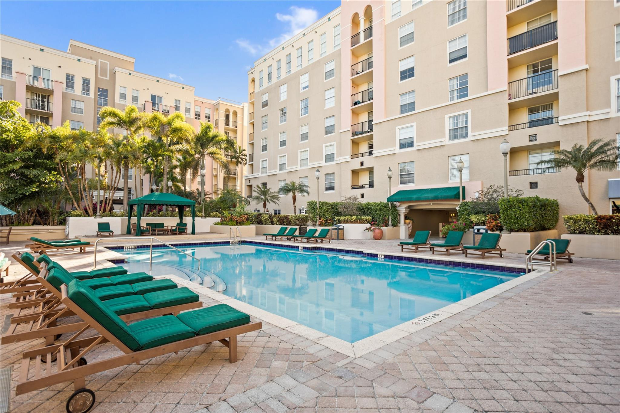 520 SE 5th Avenue 1602