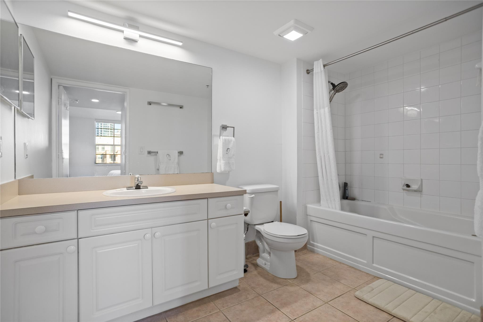 520 SE 5th Avenue 1602