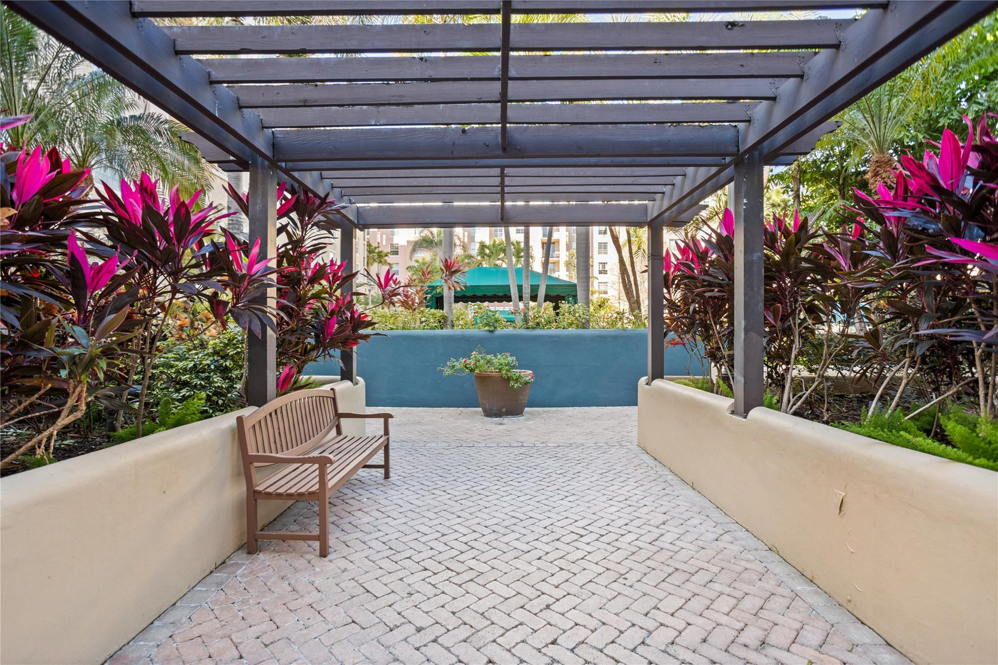 520 SE 5th Avenue 1602