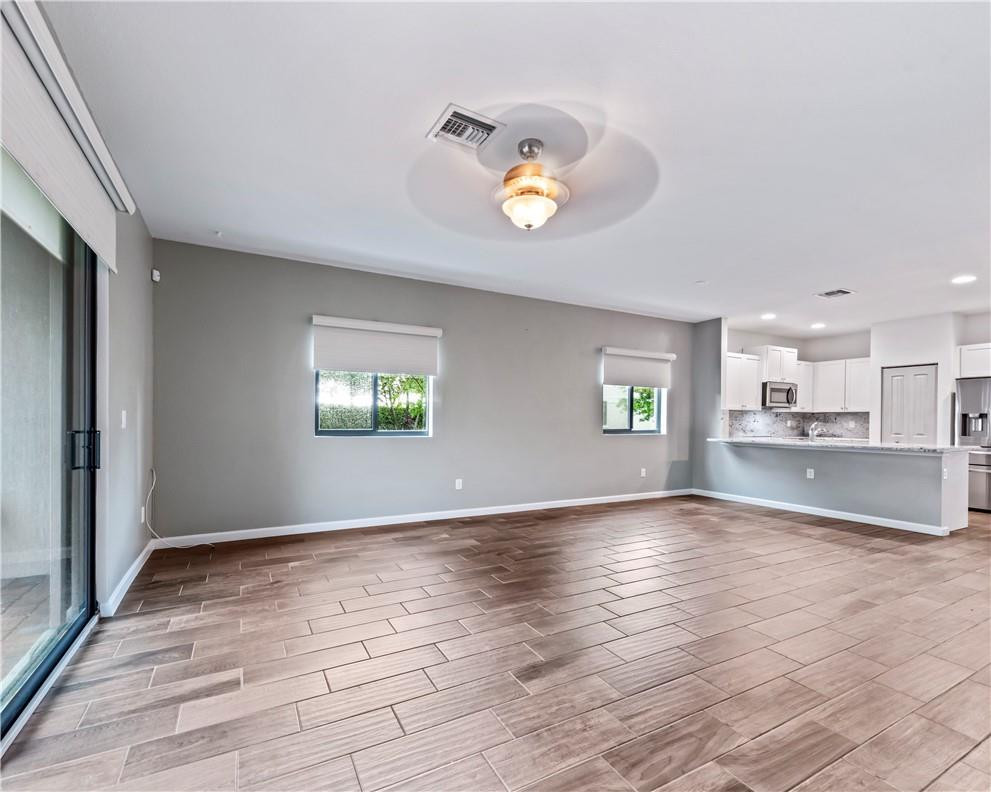 4230 N Dixie Highway 113