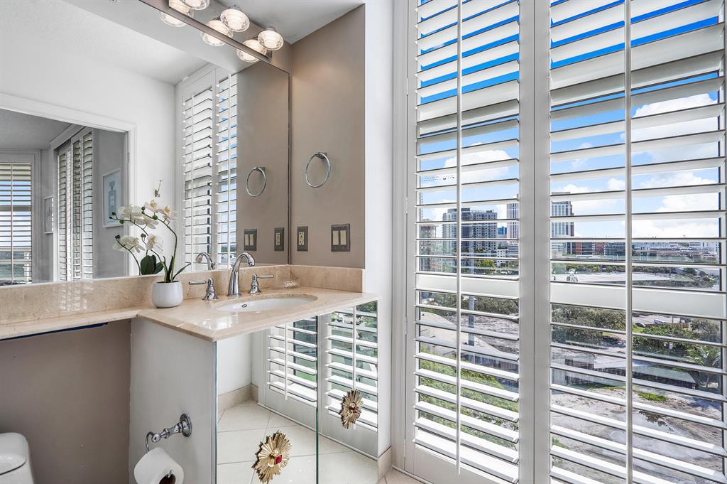 401 SW 4th Avenue 1201