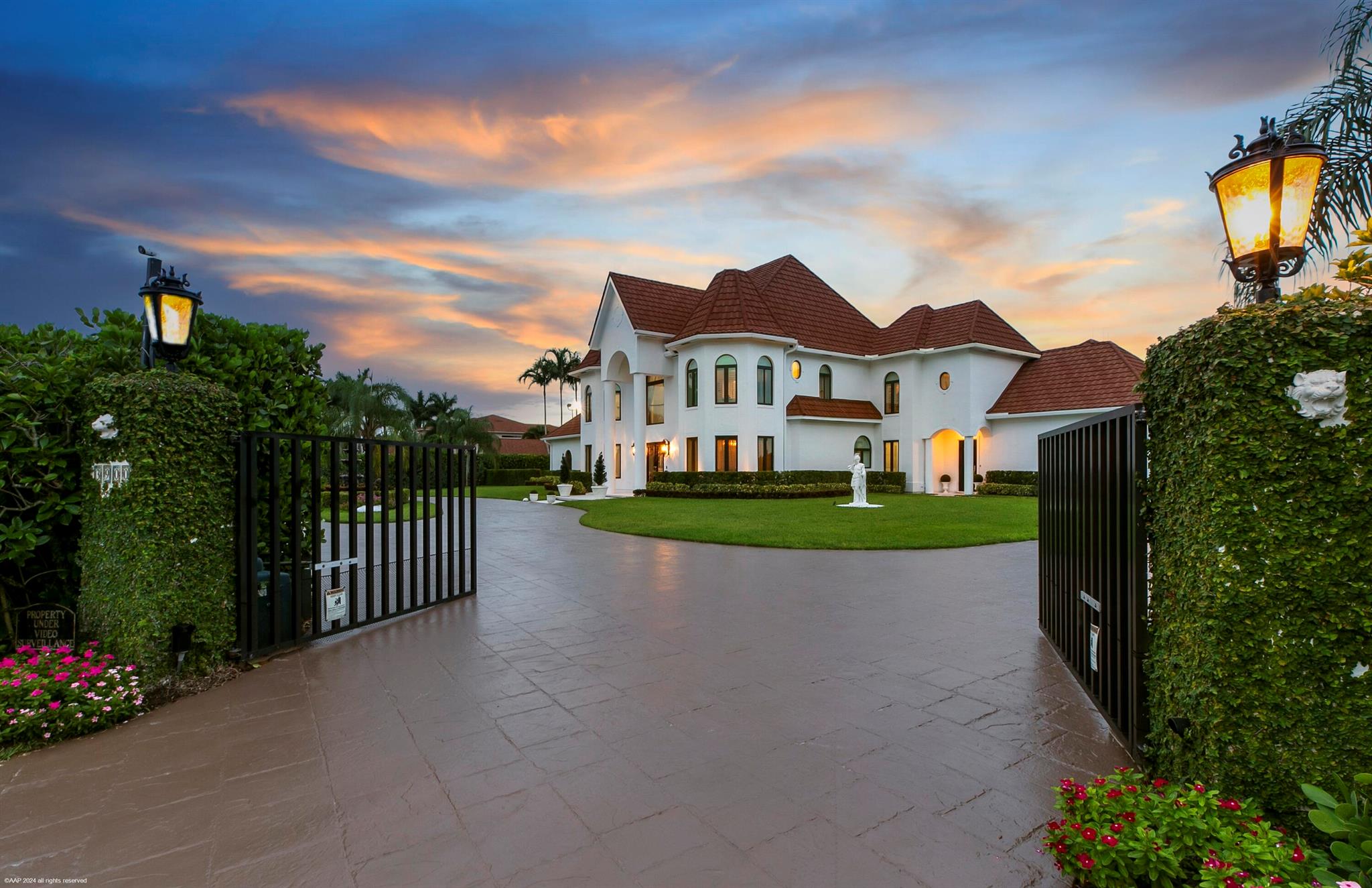 3900 Fieldview Way