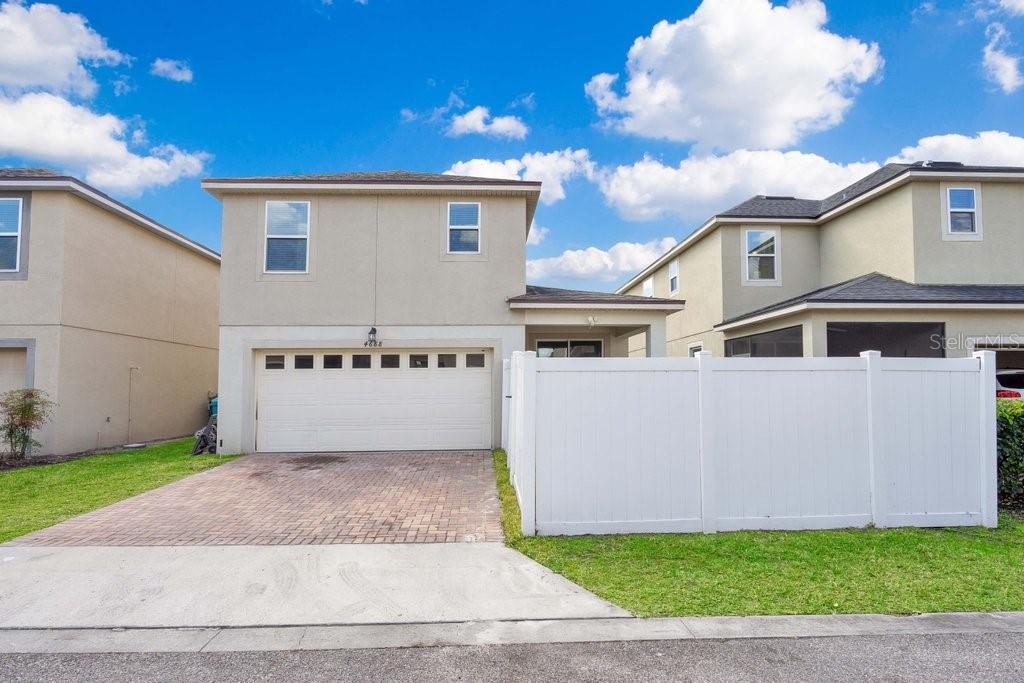 4688 SILVER BIRCH WAY