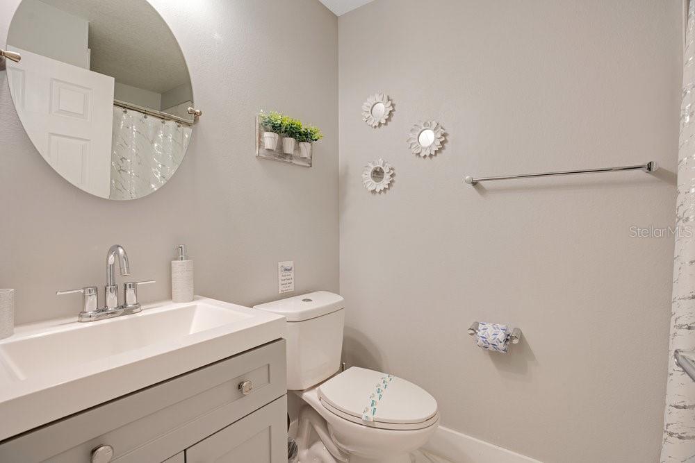 174 HIDEAWAY BEACH LN