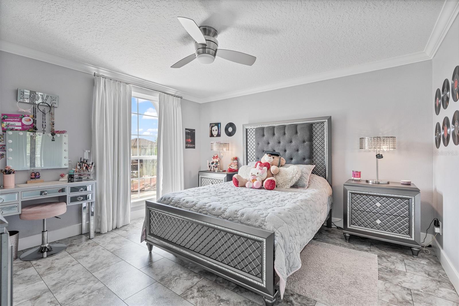 1450 BELFIORE WAY