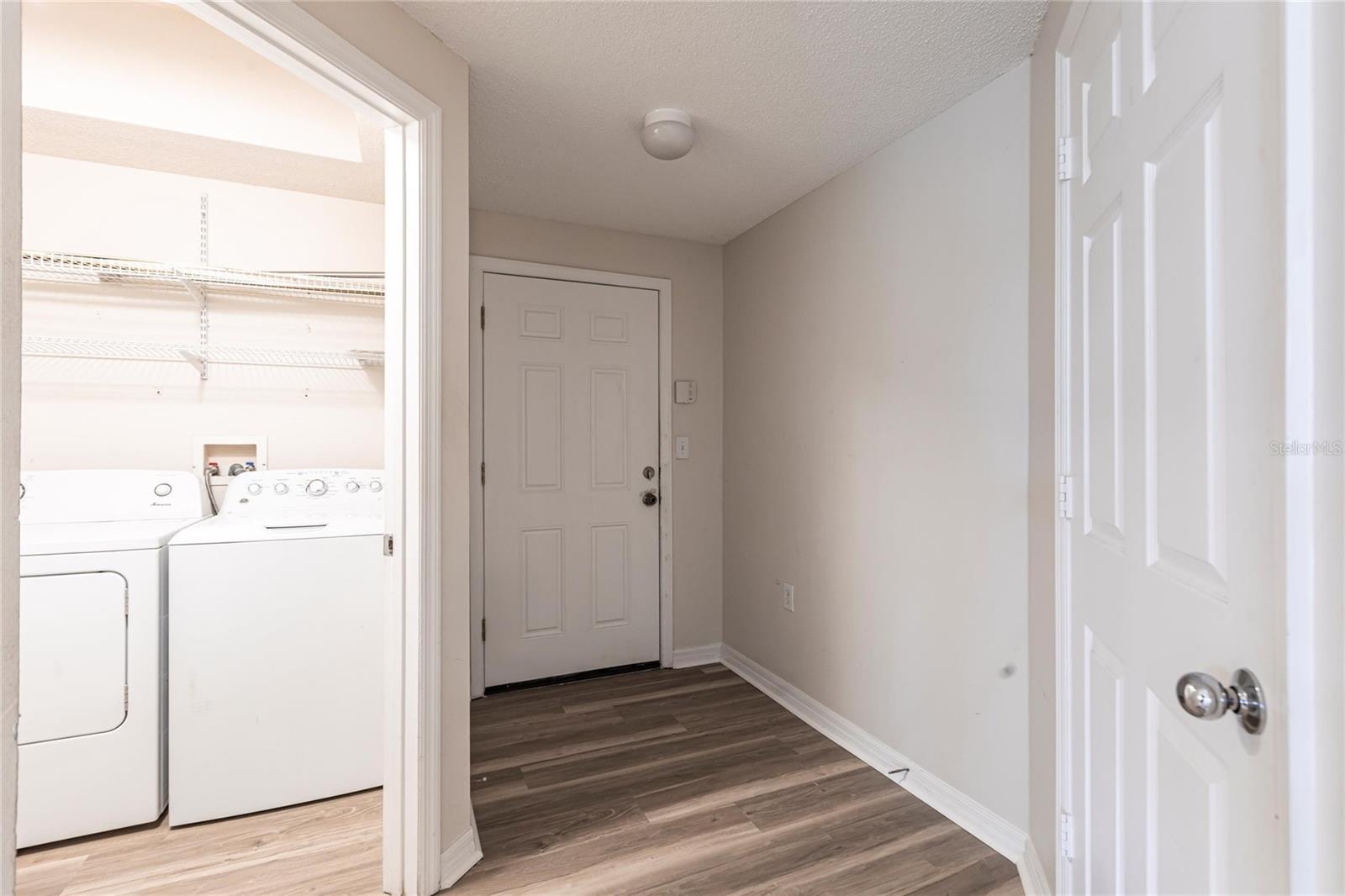 5600 BENTGRASS DR #8-302