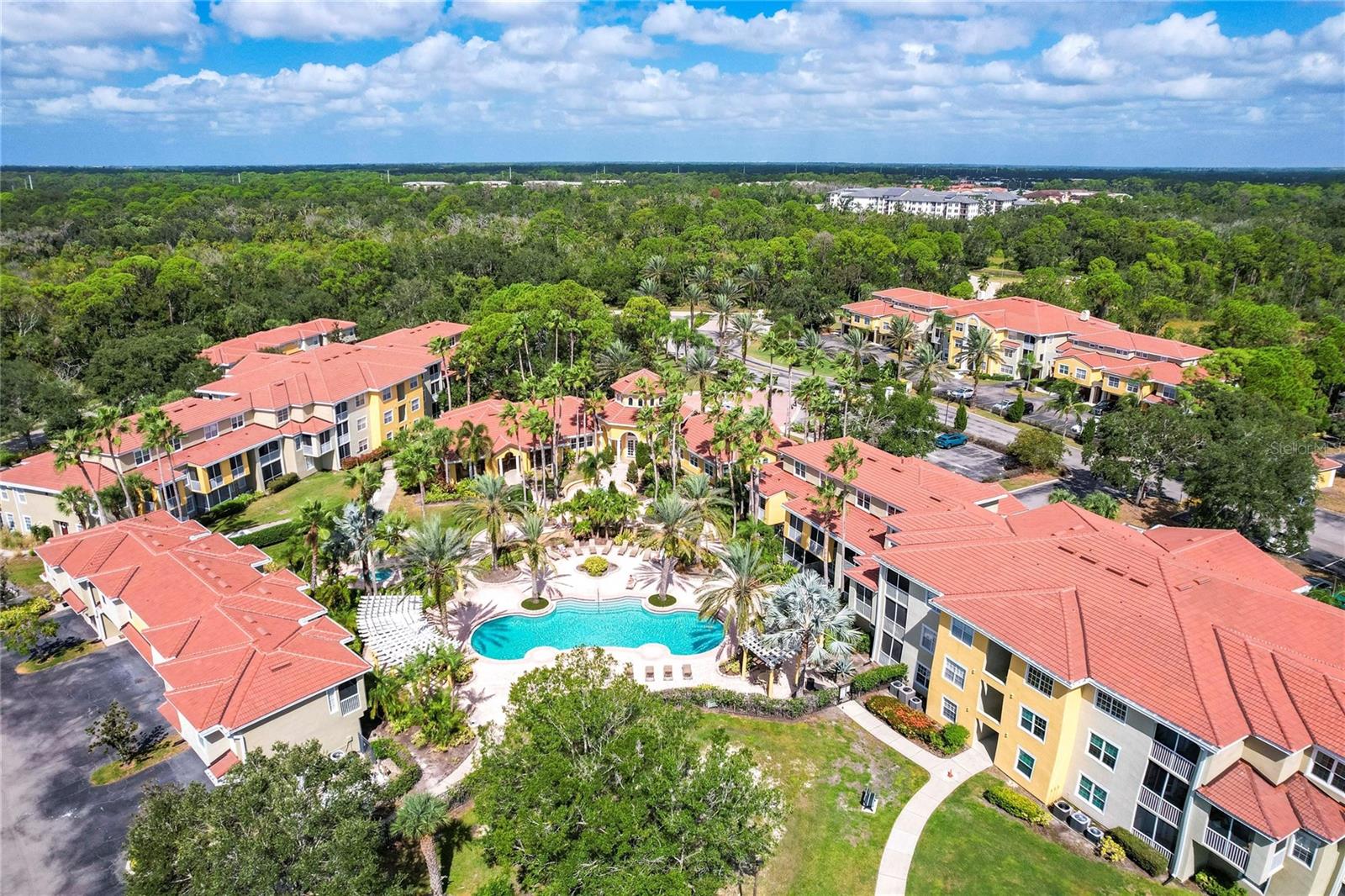 5600 BENTGRASS DR #8-302