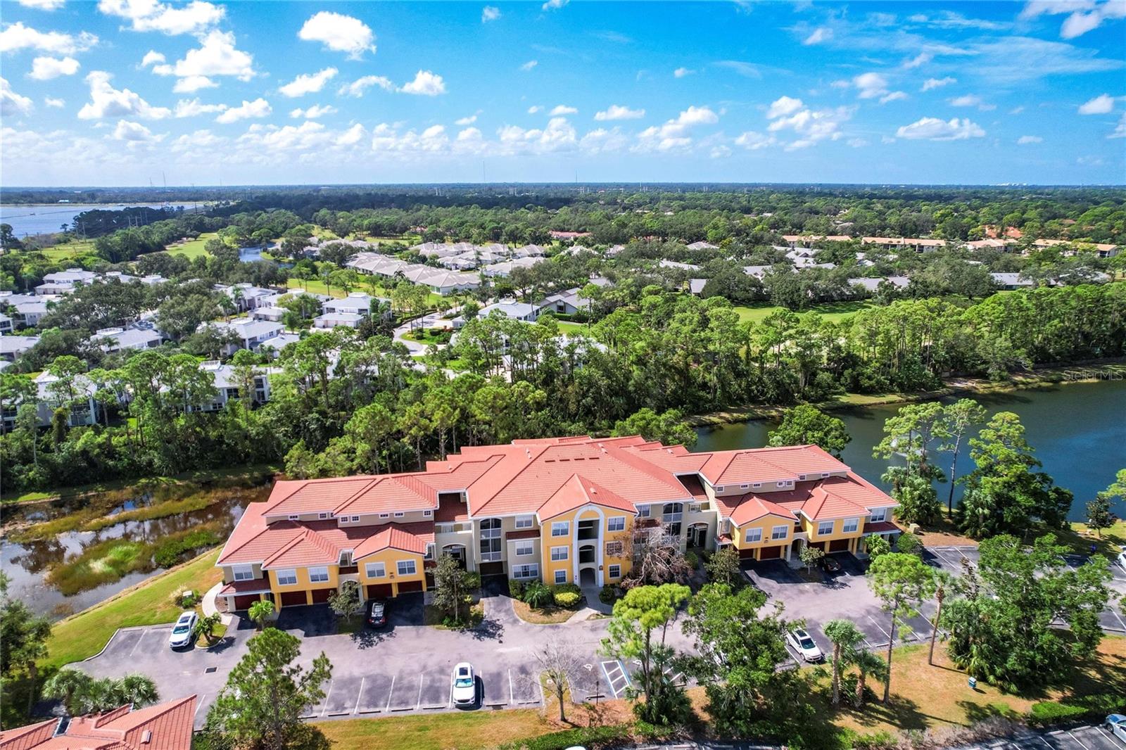 5600 BENTGRASS DR #8-302